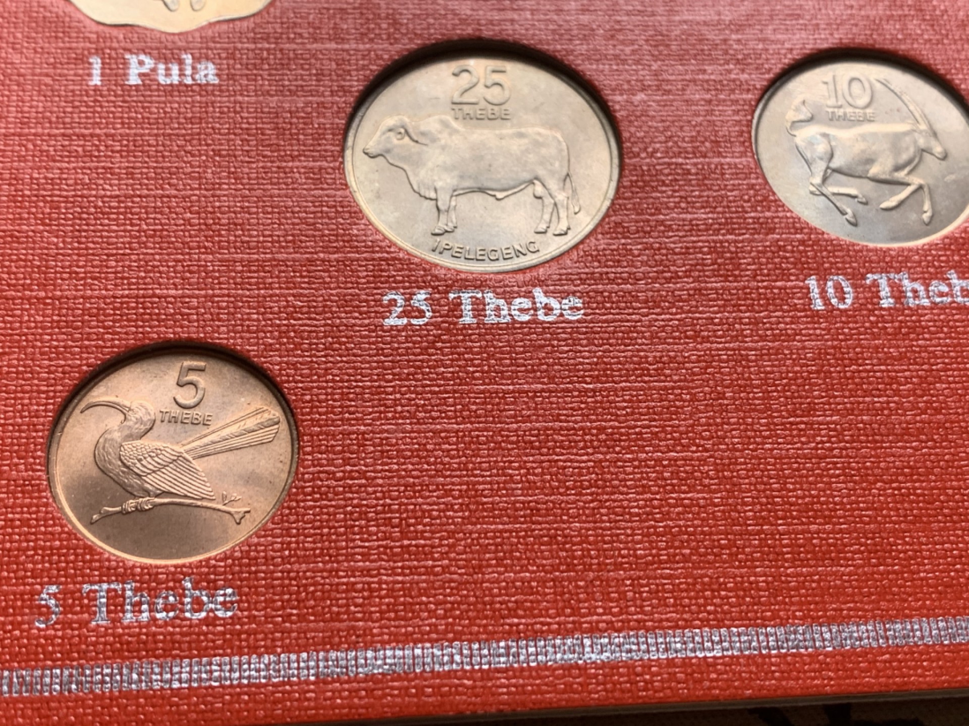 《竞宝斋》第59场-本周日，周一2场连拍（全场不限金额包邮） 博茨瓦纳1976年清年份套币全套UNC 1瑟比-1普拉共6枚