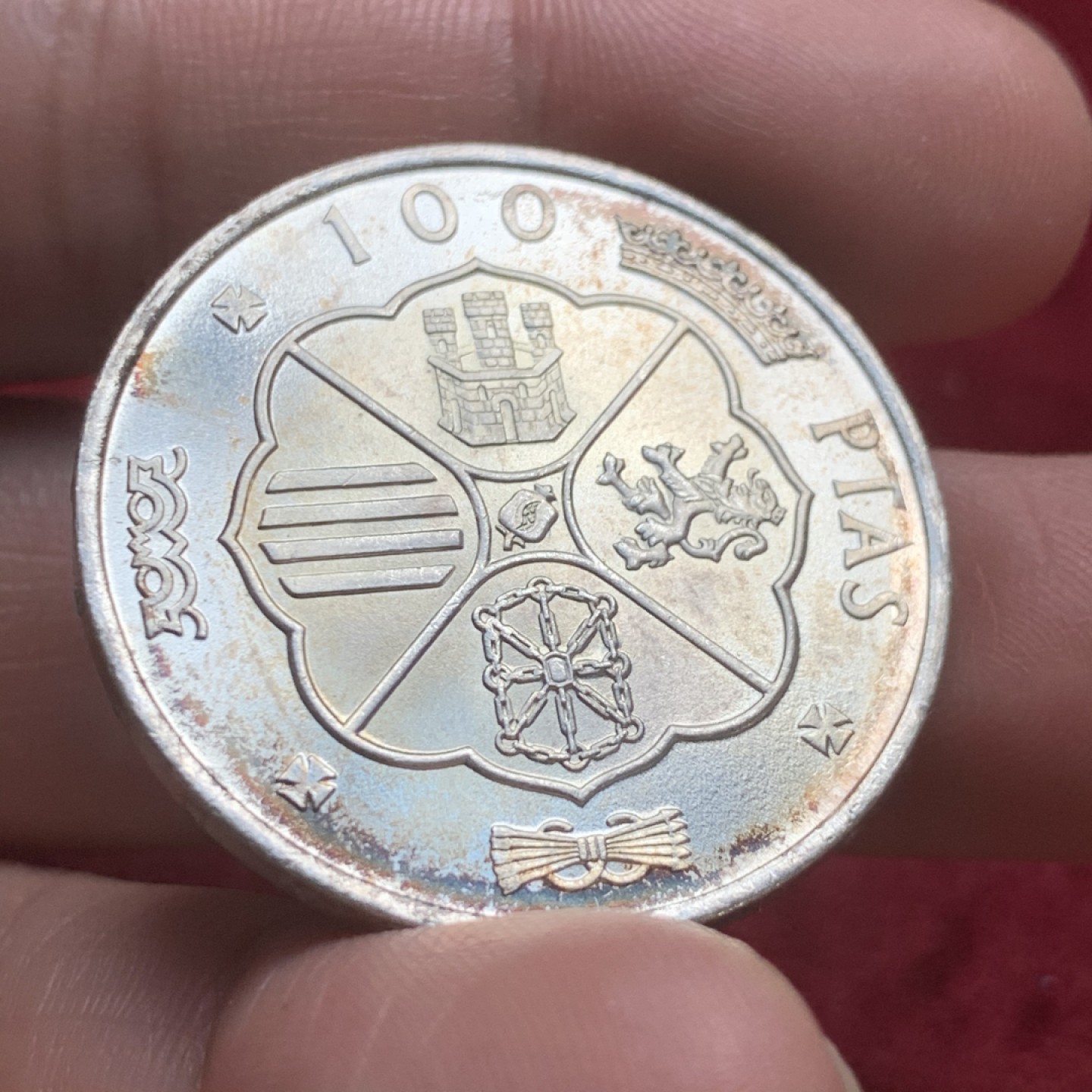 《竞宝斋》第59场-本周日，周一2场连拍（全场不限金额包邮） 西班牙 1966年 星星68 佛朗哥 100比塞塔 五彩拆卷 大银币 19克