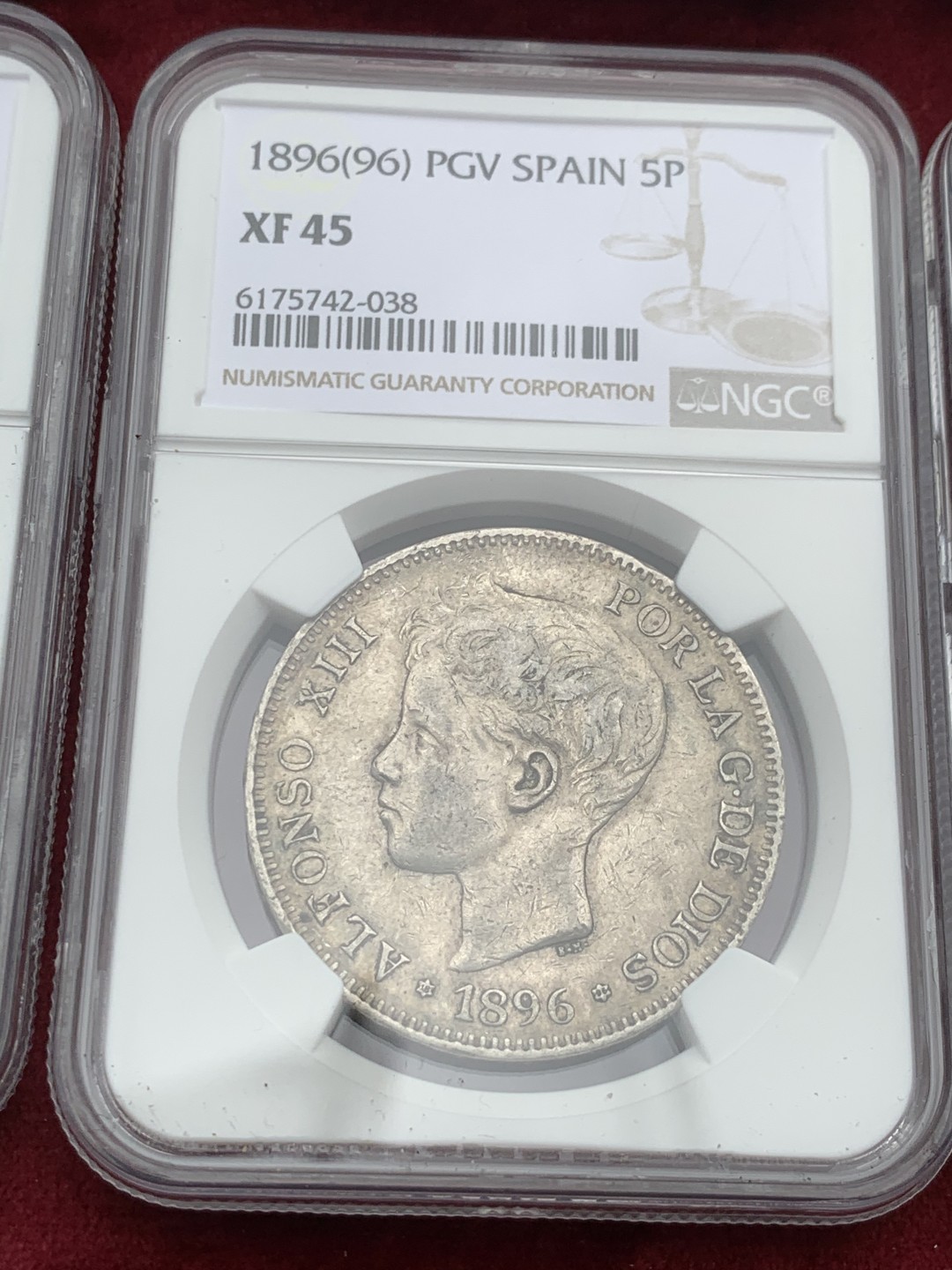 《竞宝斋》第59场-本周日，周一2场连拍（全场不限金额包邮） NGC-XF45原味包浆 西班牙5 比塞塔 8枚大全套一套 同分近状态 一次搞定