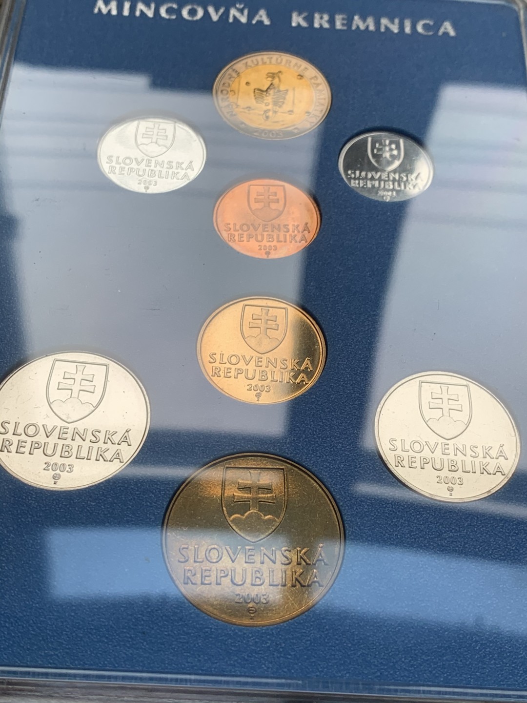 《竞宝斋》第59场-本周日，周一2场连拍（全场不限金额包邮） 斯洛伐克 2003年 8枚装 套币