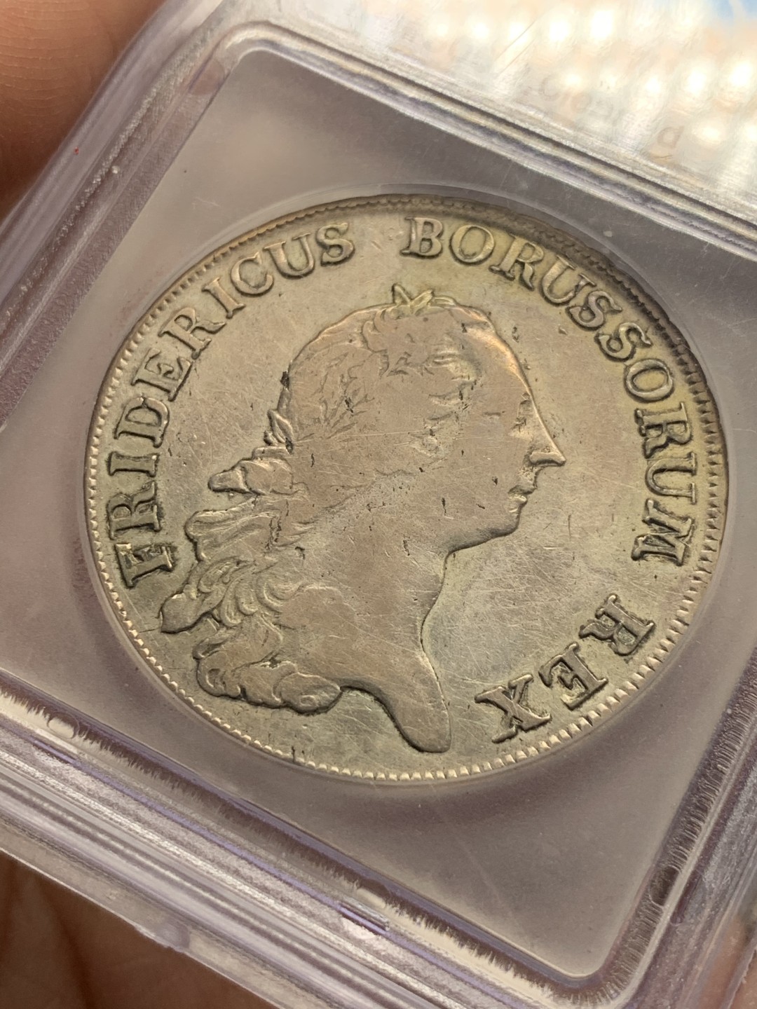 《竞宝斋》第59场-本周日，周一2场连拍（全场不限金额包邮） 美国ICQ评级  德国 普鲁士 1772年 腓特烈二世 鹰炮  泰勒银币 少见品种