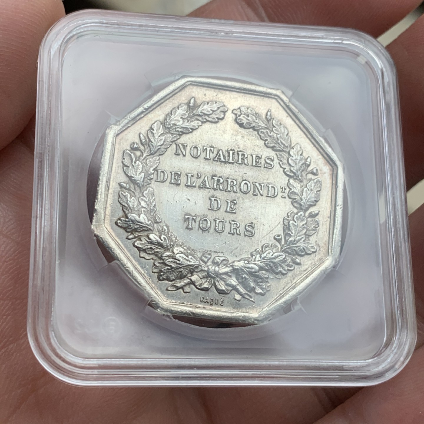 《竞宝斋》第59场-本周日，周一2场连拍（全场不限金额包邮） 1880~1901年间法国图尔斯公证人八角银章  重量：12.9克；边铭：丰饶角银标。