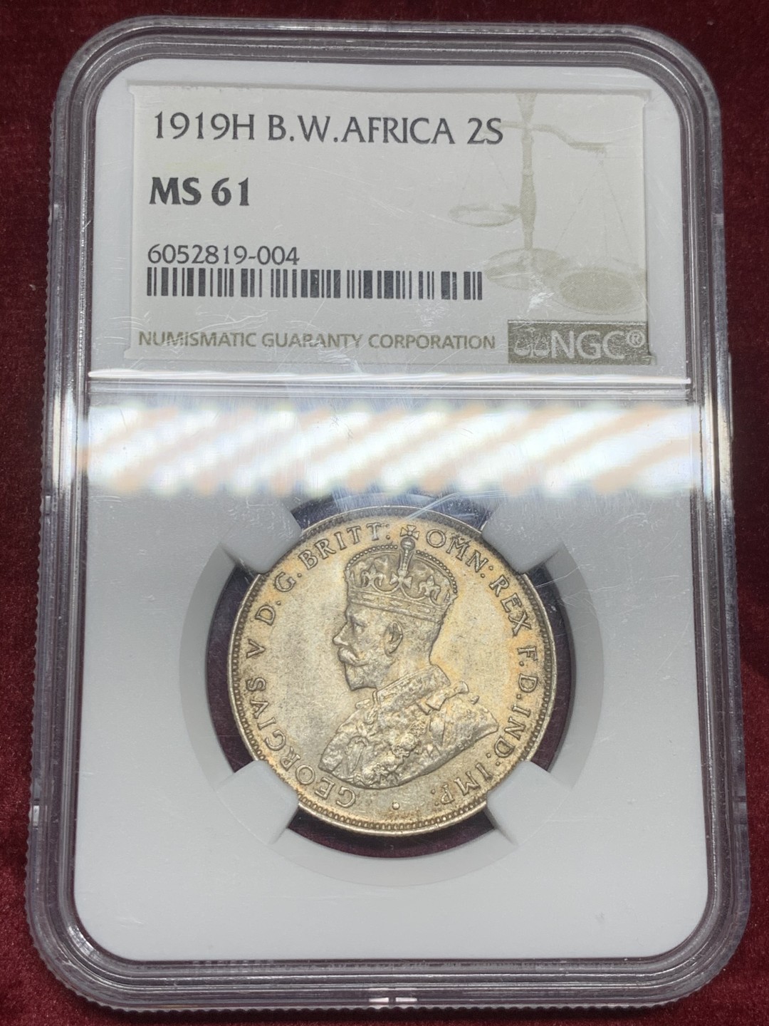 《竞宝斋》第59场-本周日，周一2场连拍（全场不限金额包邮） NGC MS61 1919年英属西非2先令银币 少见品种，喜敦版，黄油包浆