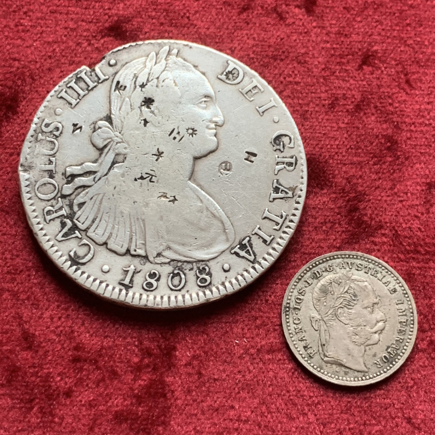 《竞宝斋》第59场-本周日，周一2场连拍（全场不限金额包邮） （2枚一组）1808年卡四双柱8瑞尔大银币，1872年奥地利10分银币