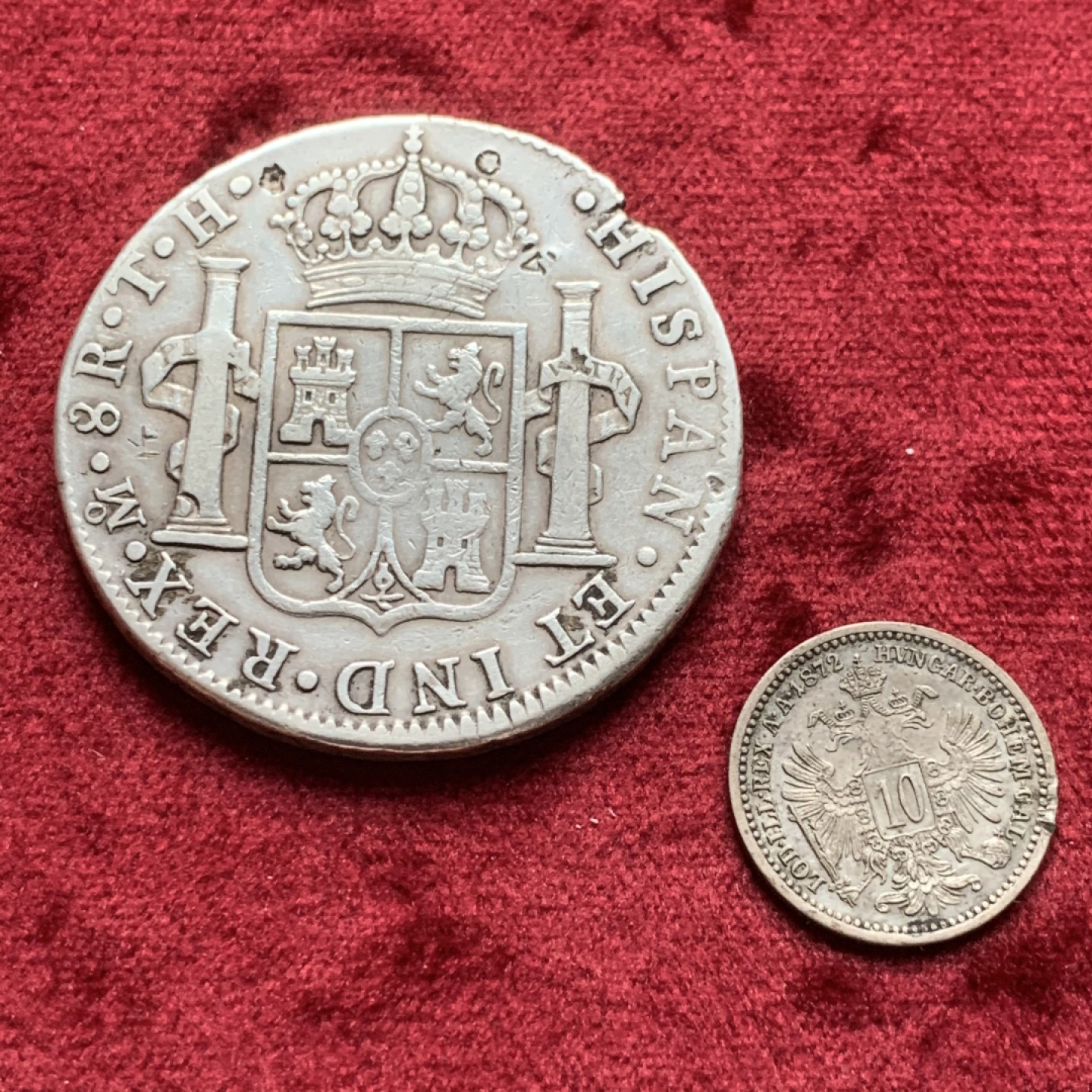 《竞宝斋》第59场-本周日，周一2场连拍（全场不限金额包邮） （2枚一组）1808年卡四双柱8瑞尔大银币，1872年奥地利10分银币