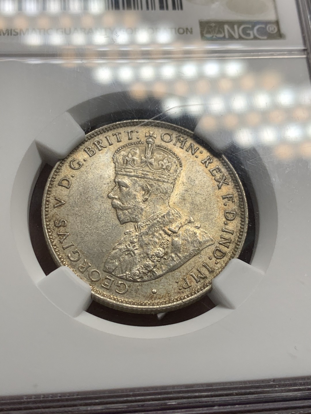 《竞宝斋》第59场-本周日，周一2场连拍（全场不限金额包邮） NGC MS61 1919年英属西非2先令银币 少见品种，喜敦版，黄油包浆