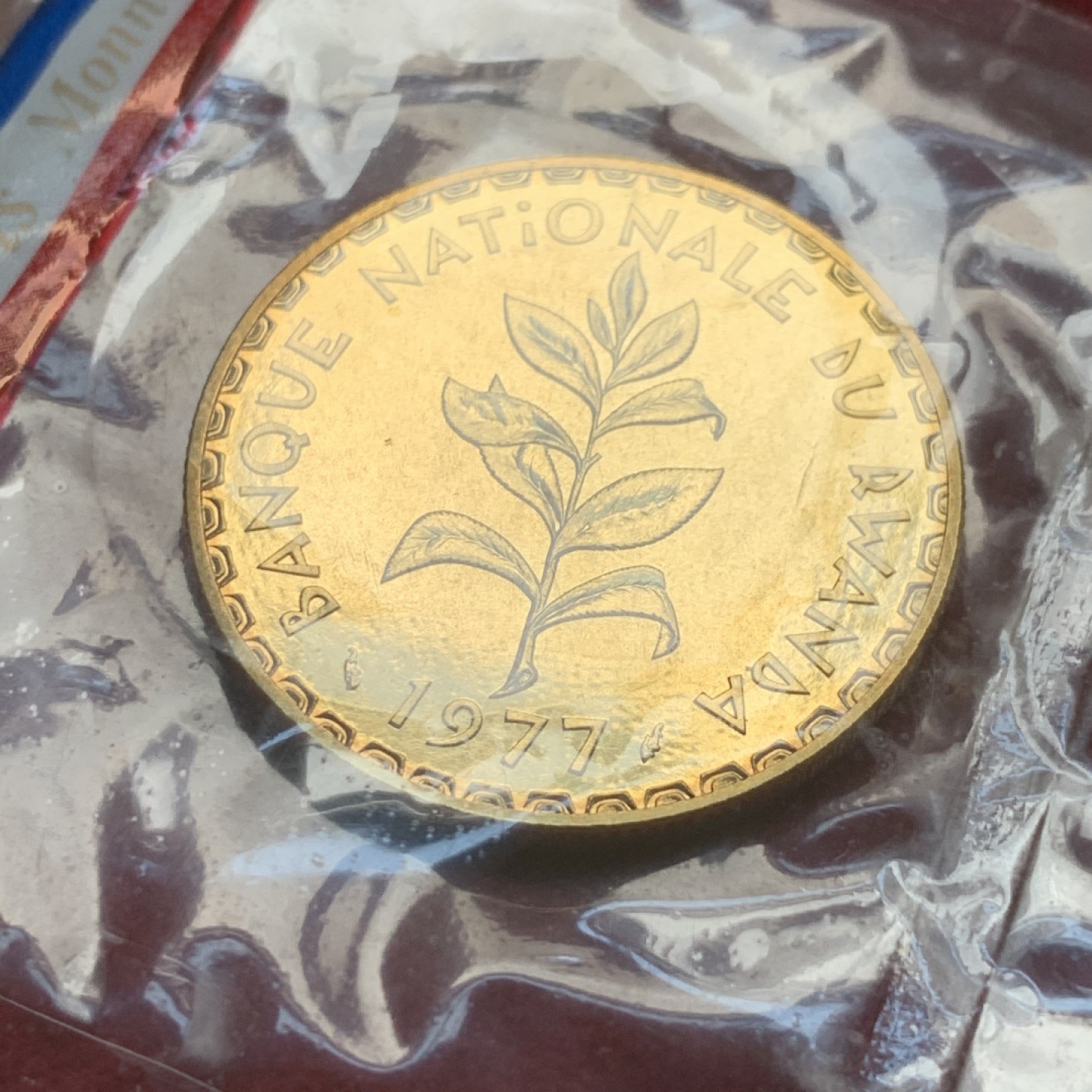 《竞宝斋》第59场-本周日，周一2场连拍（全场不限金额包邮） 原封装卢旺达1977年 ESSAI  50法郎样币