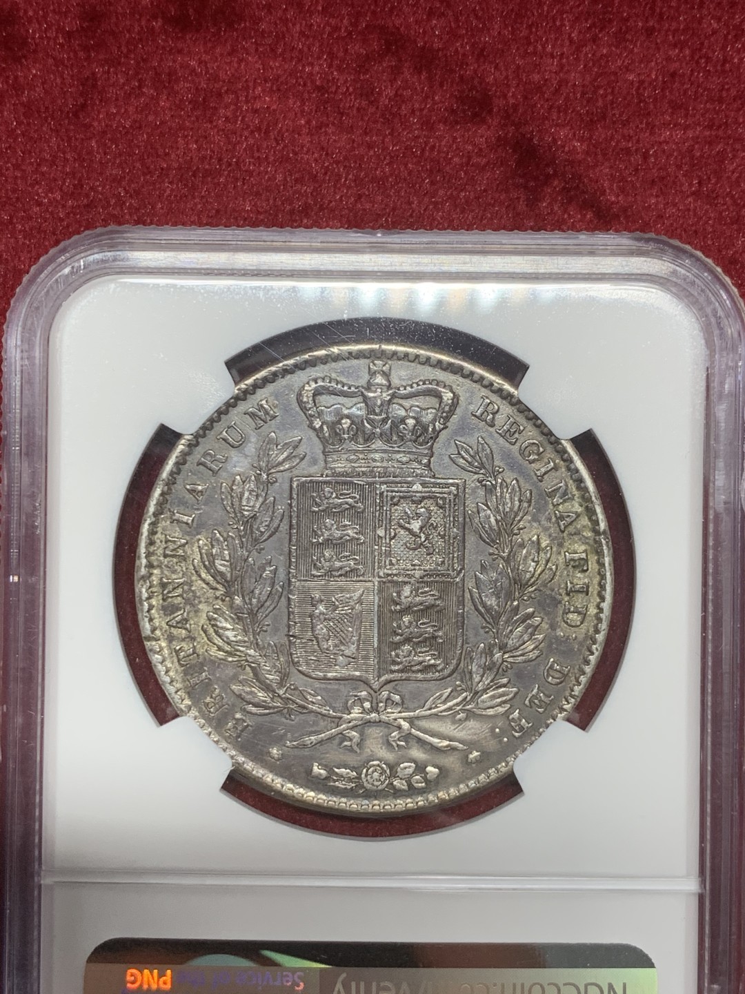 《竞宝斋》第59场-本周日，周一2场连拍（全场不限金额包邮） NGC XF 英国 1845年 年轻维多利亚 克朗 大银币 滞涨品种 双面深包浆 发髻清晰 磨损小