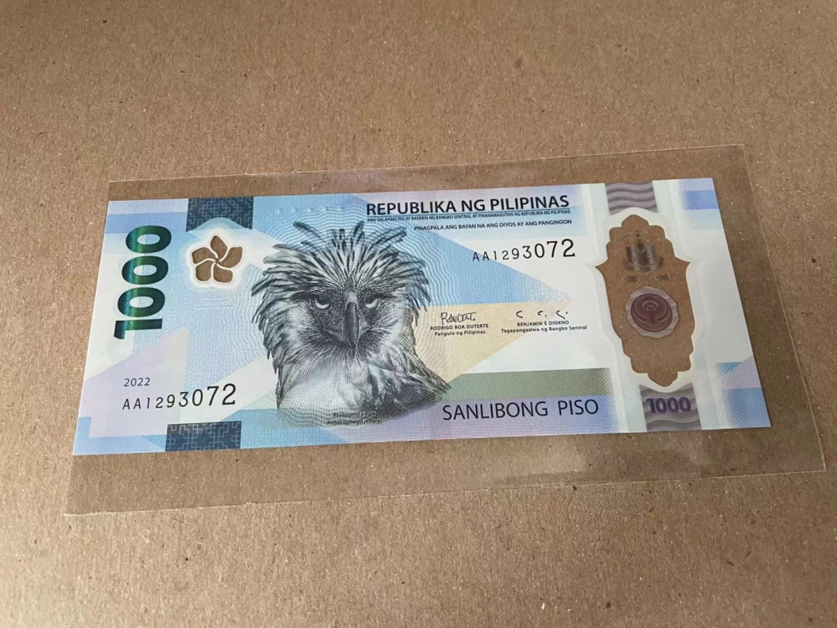 【Blue Auction】✨世界纸币精拍第186期——唯一冠军曼左尼（共77拍） 【AA冠】菲律宾 2022年1000比索 全新UNC