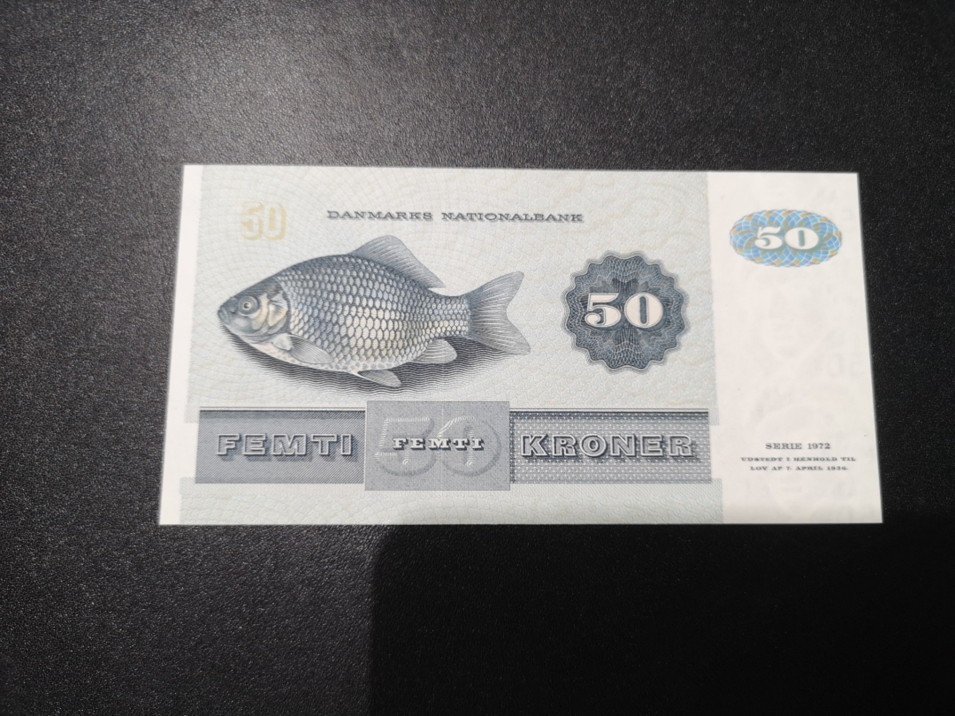 《外钞收藏家》第一百七十九期拍卖 丹麦动物版50克朗 全新UNC