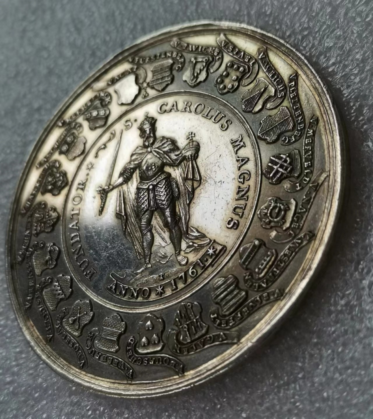 瓶子🏺第40期拍卖会 德国1761年蒙斯特宗座缺位1.5泰勒币章（高点完美）