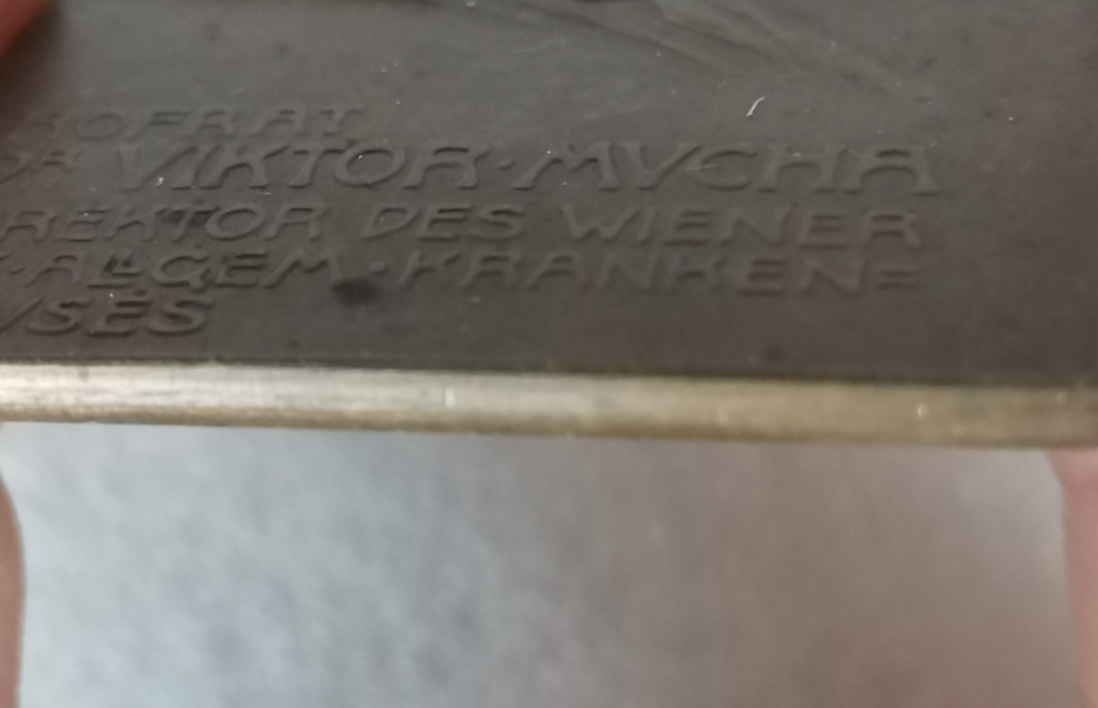 瓶子🏺第40期拍卖会 奥地利1909年法院理事会Viktor mvcha博士维也纳k.k.kallqem kranken Haves董事会铜章