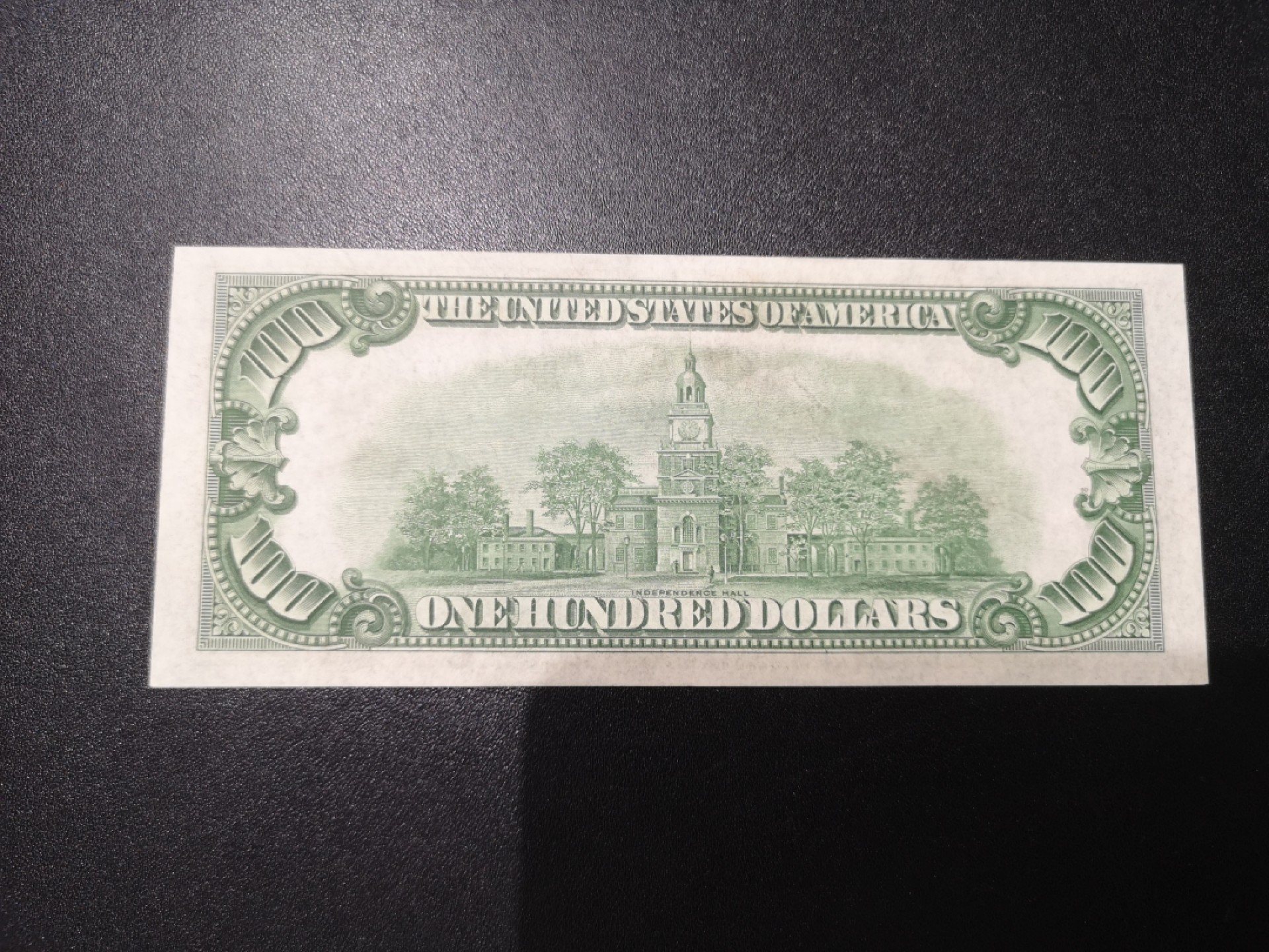 《外钞收藏家》第一百七十九期拍卖 1934年100美元 近新 品相如图 有潮癍