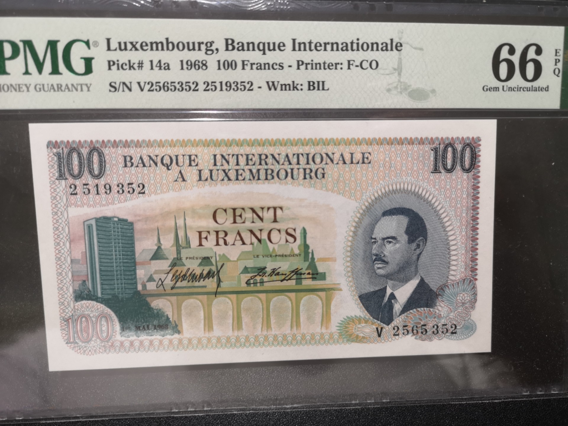《外钞收藏家》第一百七十九期拍卖 1968年卢森堡100法郎 PMG66 无47