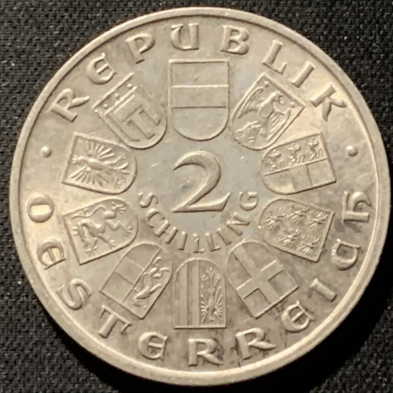 紫瑗钱币——第206期拍卖 奥地利 1928年 舒伯特 2先令 12克 0.64银 UNC