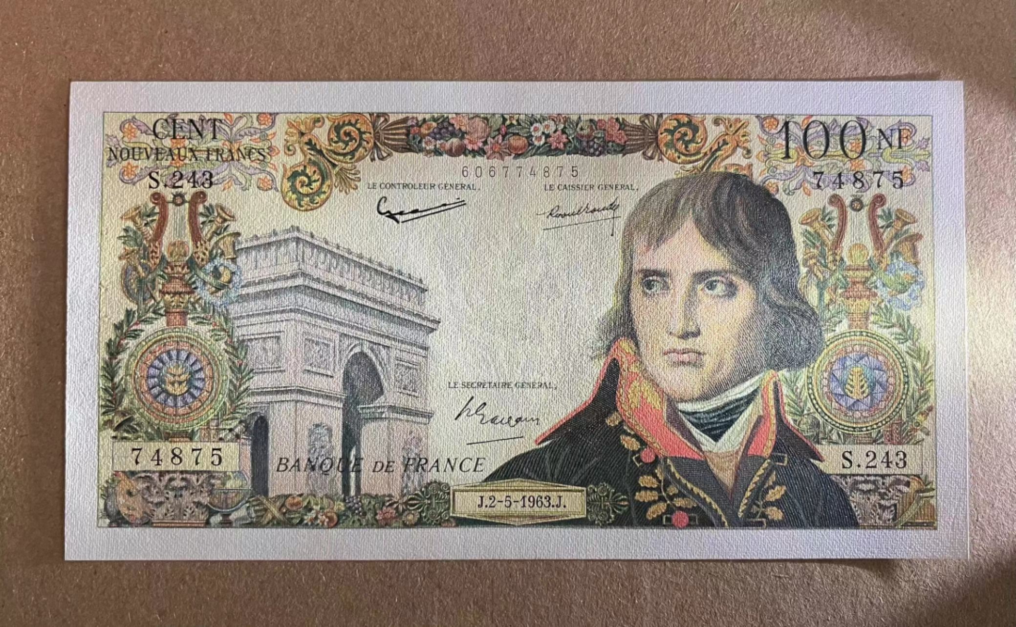  【Blue Auction】世界纸币精拍第187期——印度新金山渣打银行 （共90拍） 法国 1963年100新法郎 经典拿破仑 UNC- 有针孔