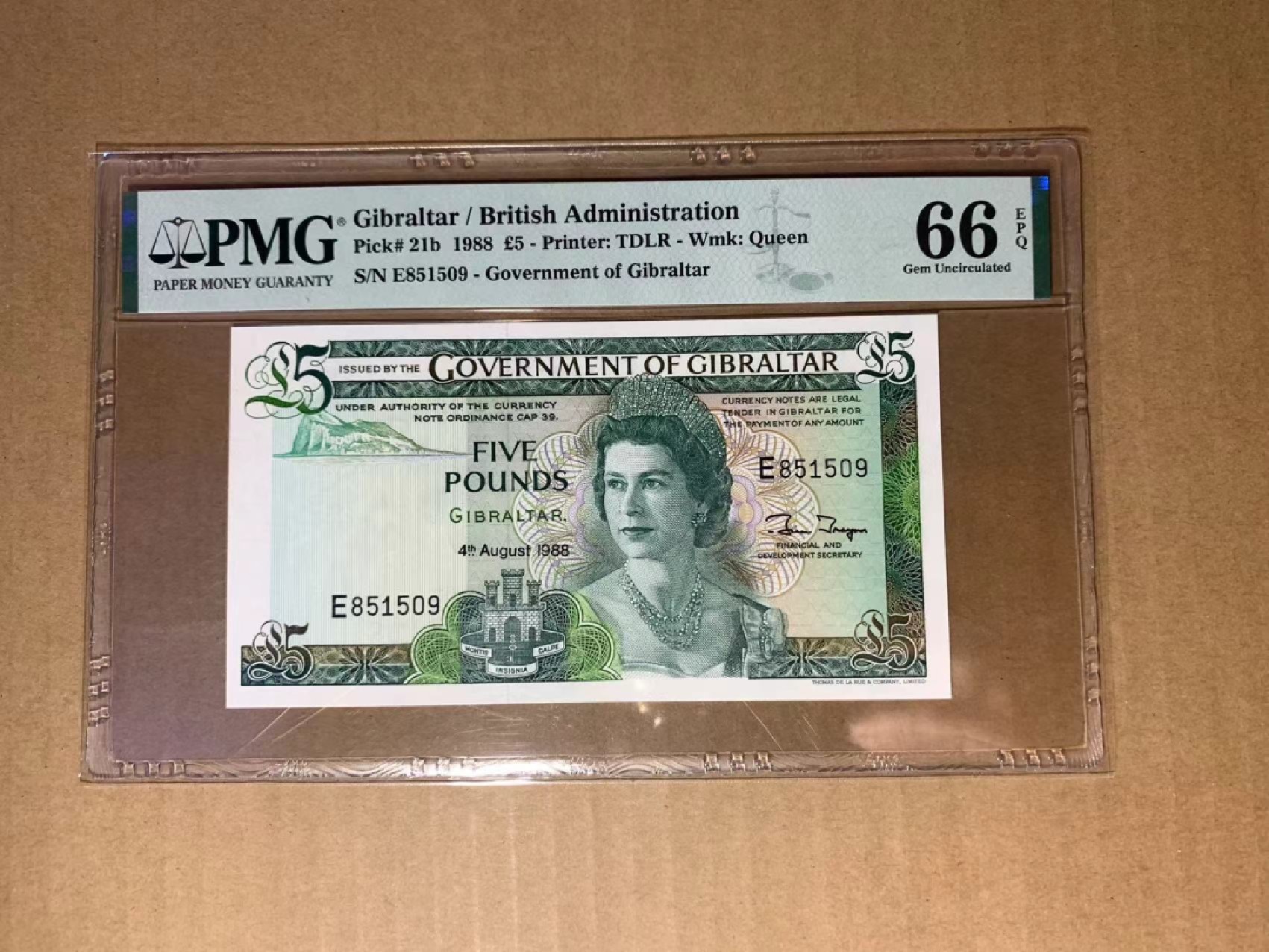  【Blue Auction】世界纸币精拍第187期——印度新金山渣打银行 （共90拍） 【无47】直布罗陀 1988年5镑 PMG66EPQ 女王