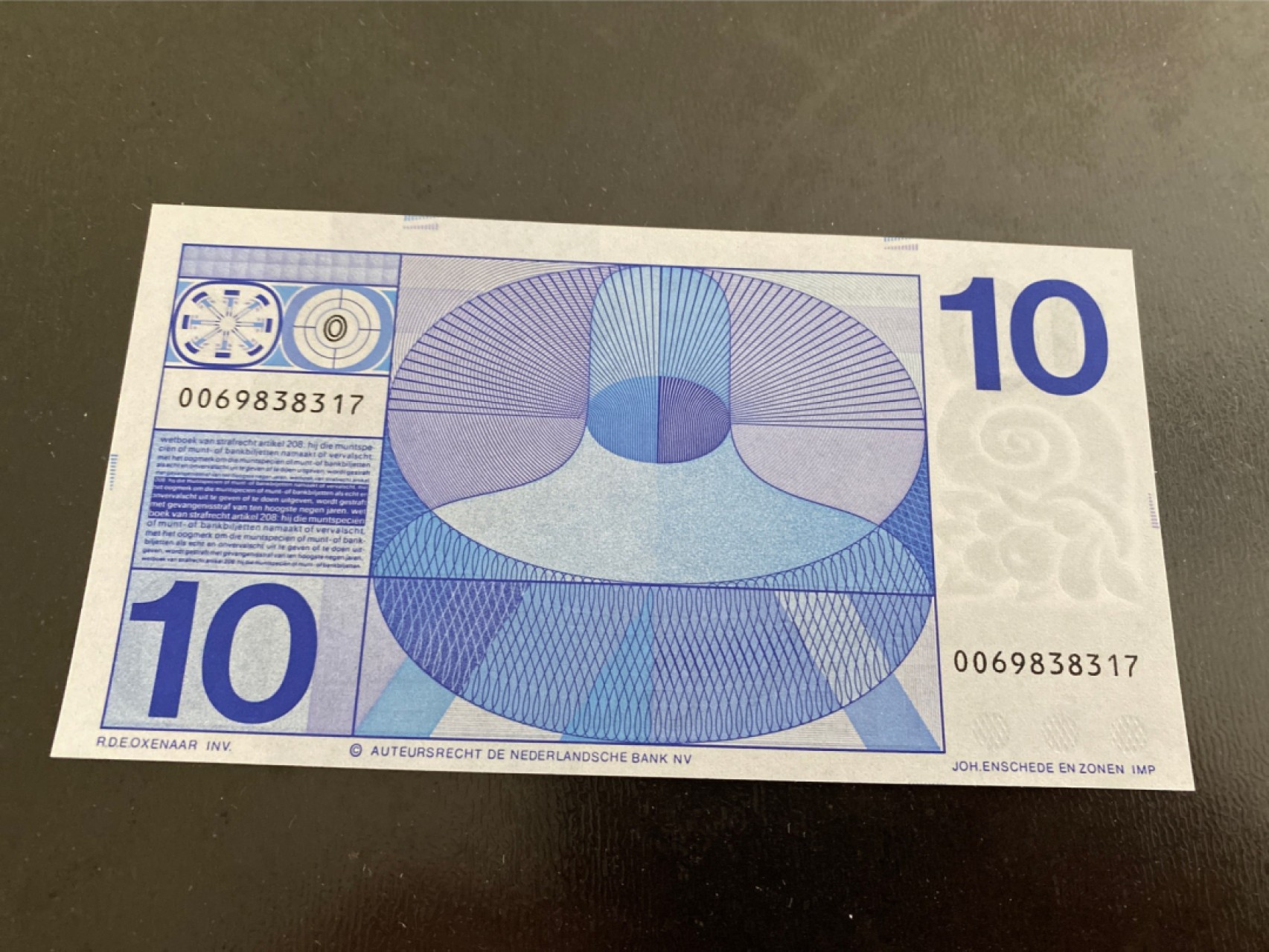 收藏联盟164期拍卖 综合场今晚七点开拍 漏还很多等您来 1968年荷兰牛眼版10盾 全新