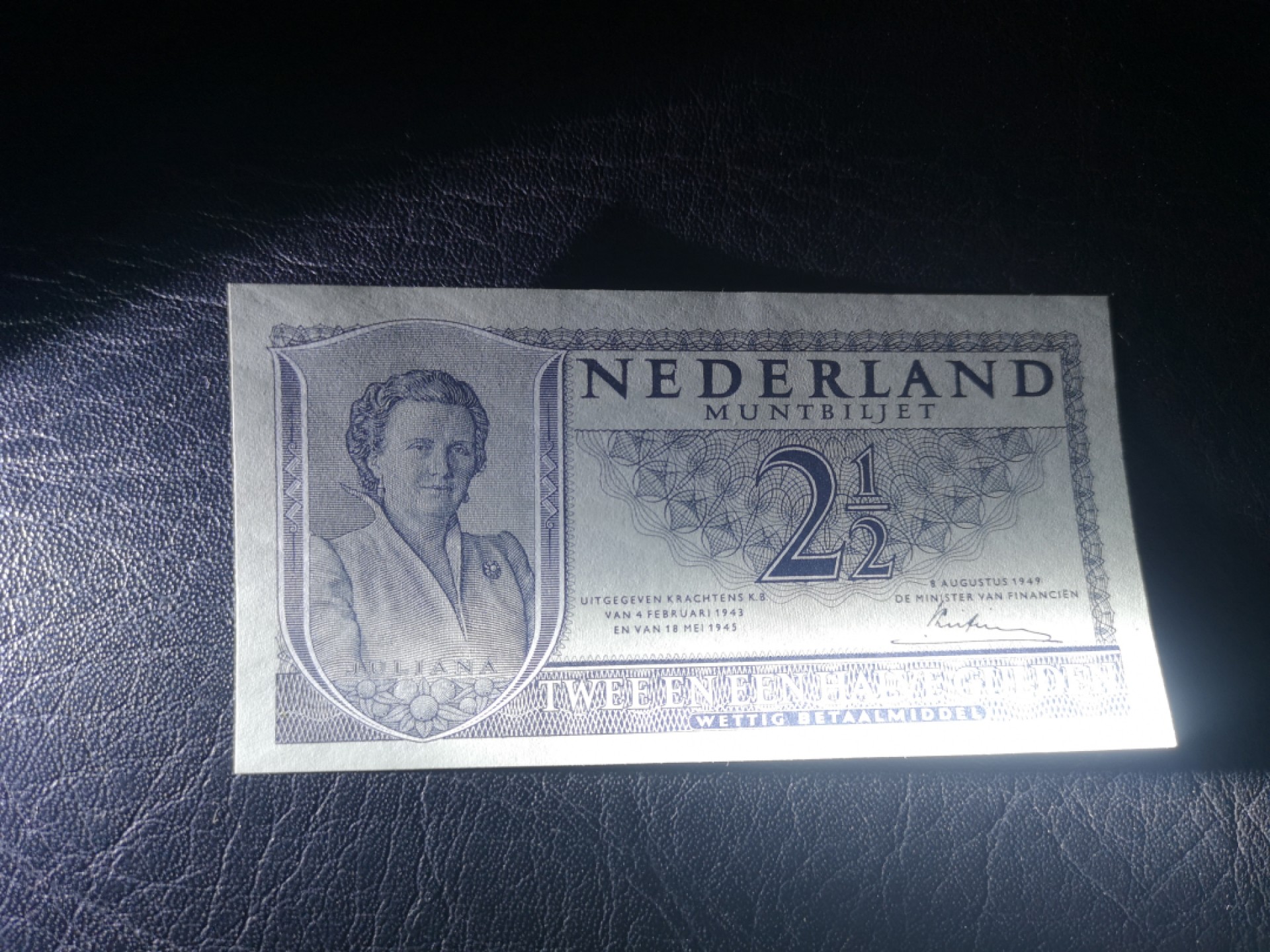 《外钞收藏家》第一百八十期拍卖 荷兰1949年2.5盾 全新UNC