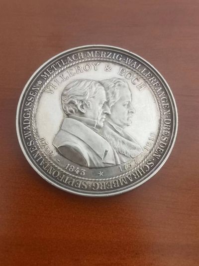 外章精选 - 1913年唯宝公司员工在职25年银章