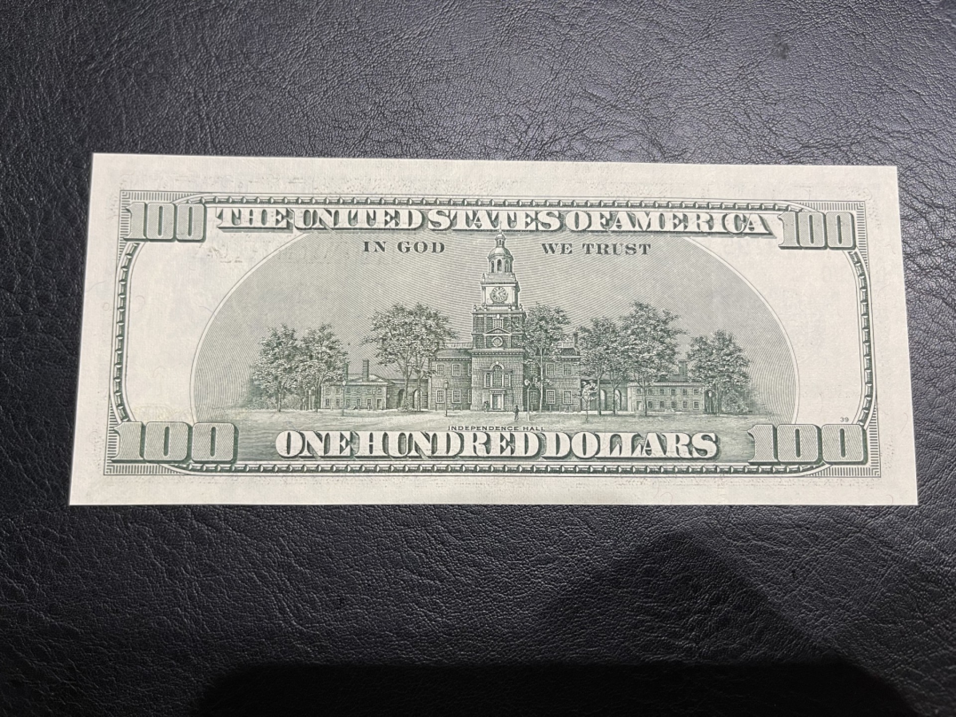 《外钞收藏家》第一百八十期拍卖 2003年100美元 大头版 全新