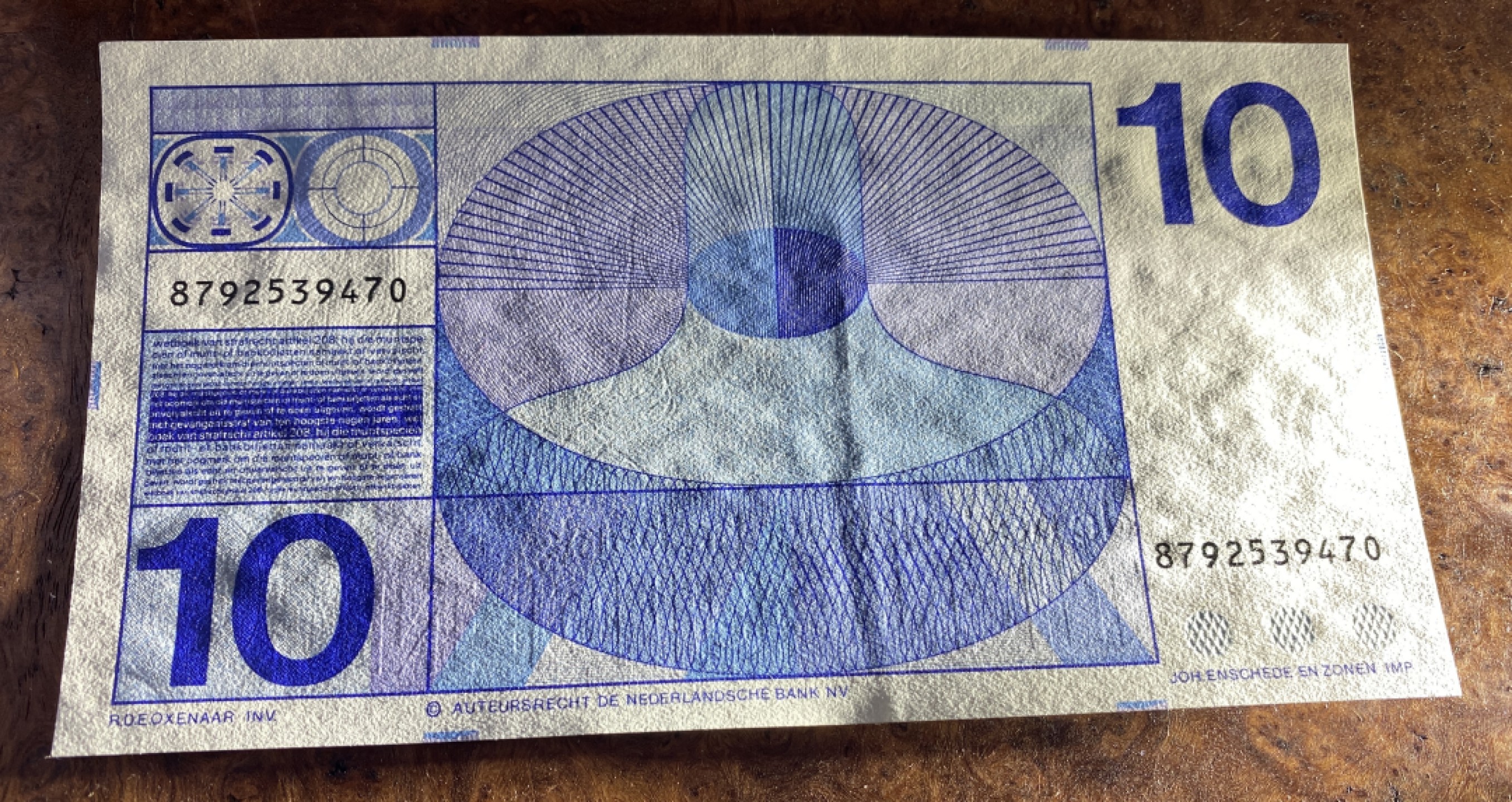 Chase Auction 第12期 - - 中外纸钞、民国炒联拍！ 1968年荷兰10盾，人像版，品相如图！