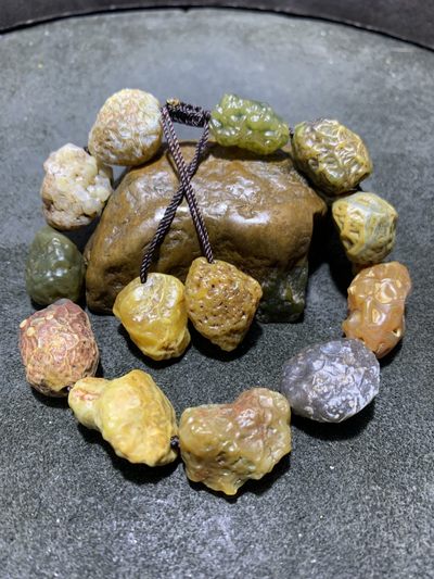 精美大颗粒筋脉石原石手工编织手串一条 - 精美大颗粒筋脉石原石手工编织手串一条