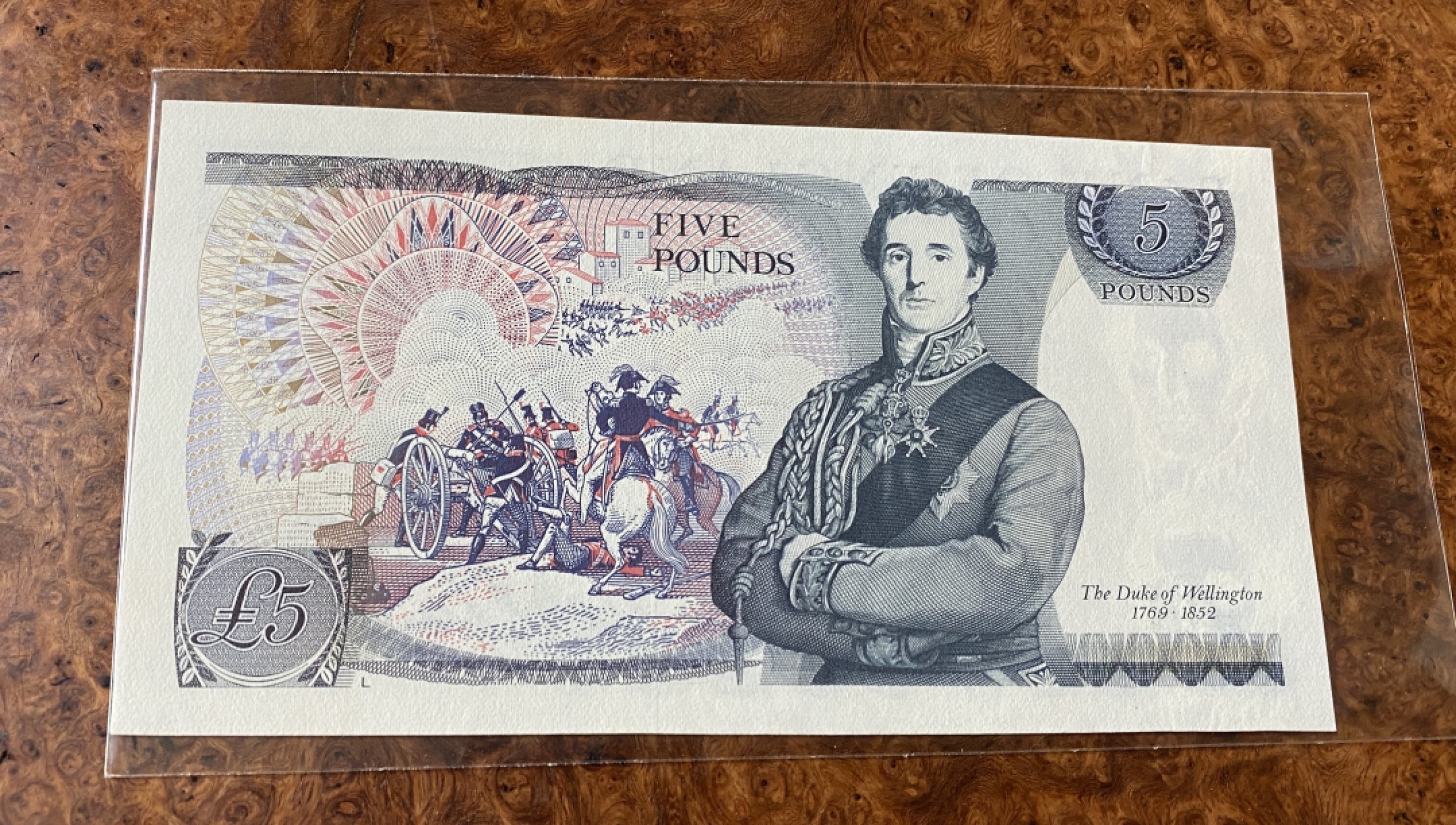 Chase Auction 第12期 - - 中外纸钞、民国炒联拍！ 英国D序列5镑，unc，品相如图！