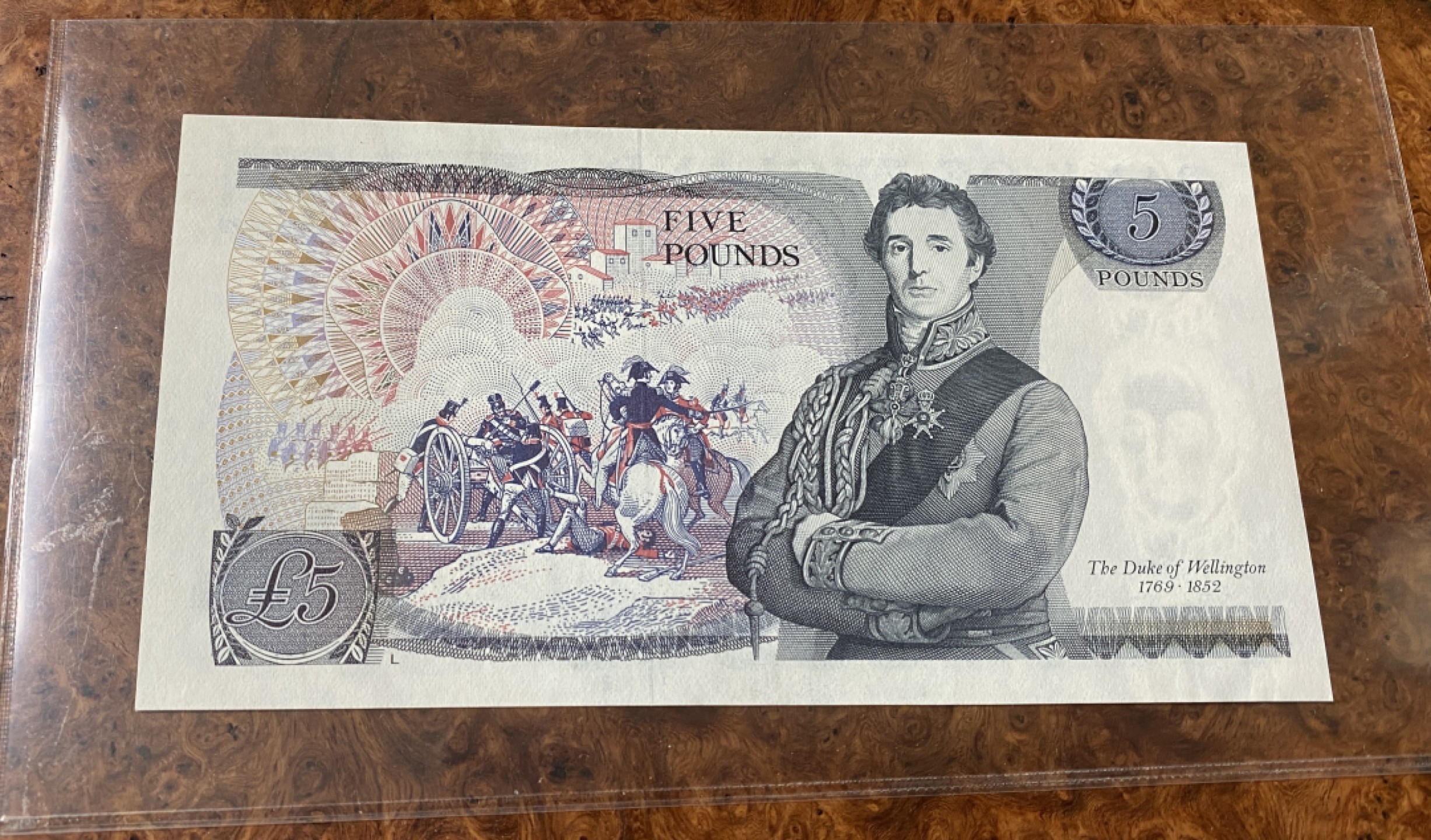 Chase Auction 第12期 - - 中外纸钞、民国炒联拍！ 英国D序列5镑，unc，品相如图！
