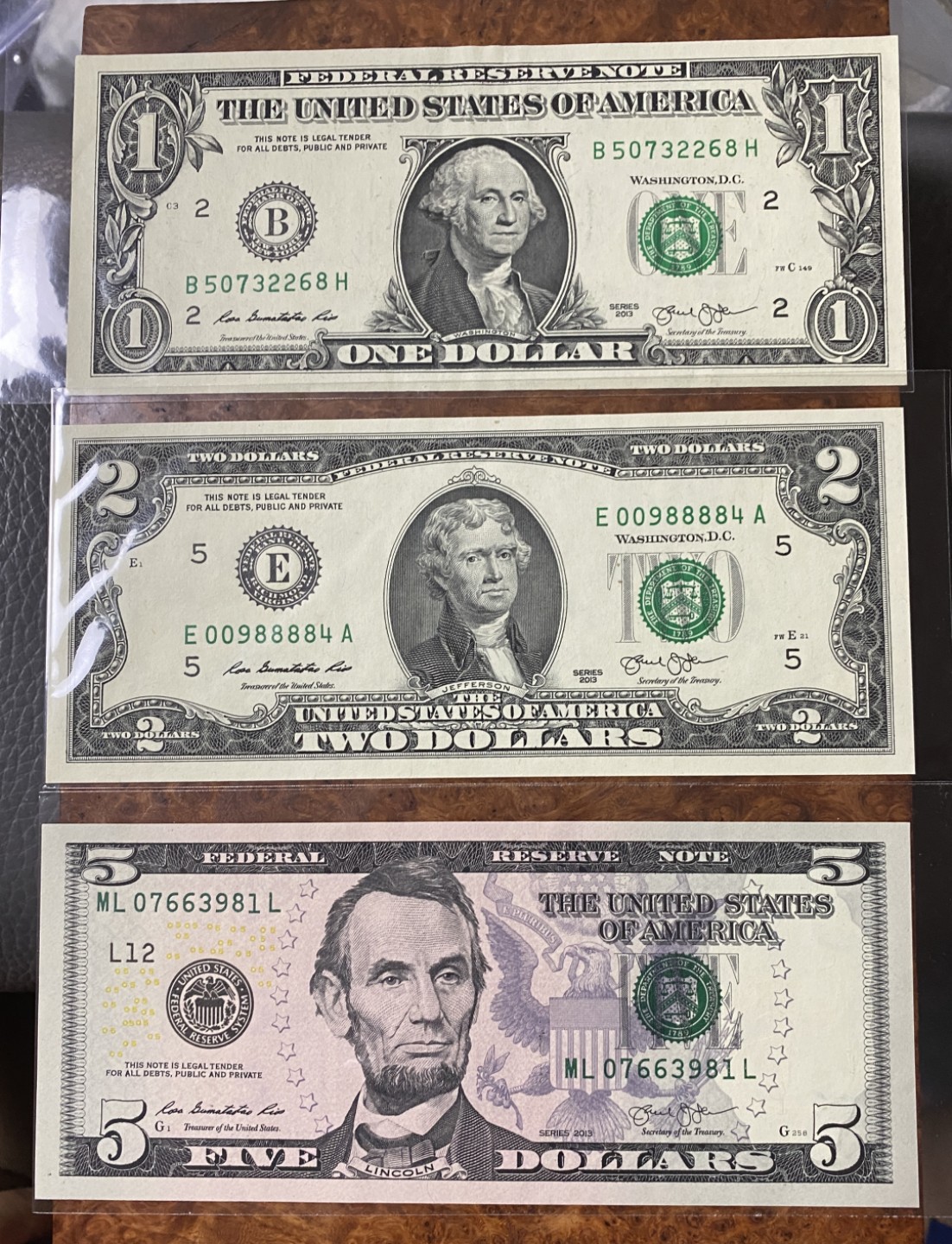 Chase Auction 第12期 - - 中外纸钞、民国炒联拍！ 美国纸币三张，一元为au，其他为unc！品相如图！
