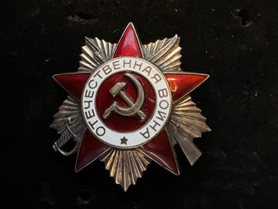 戎马世界章牌大赏 - 85年一级卫国