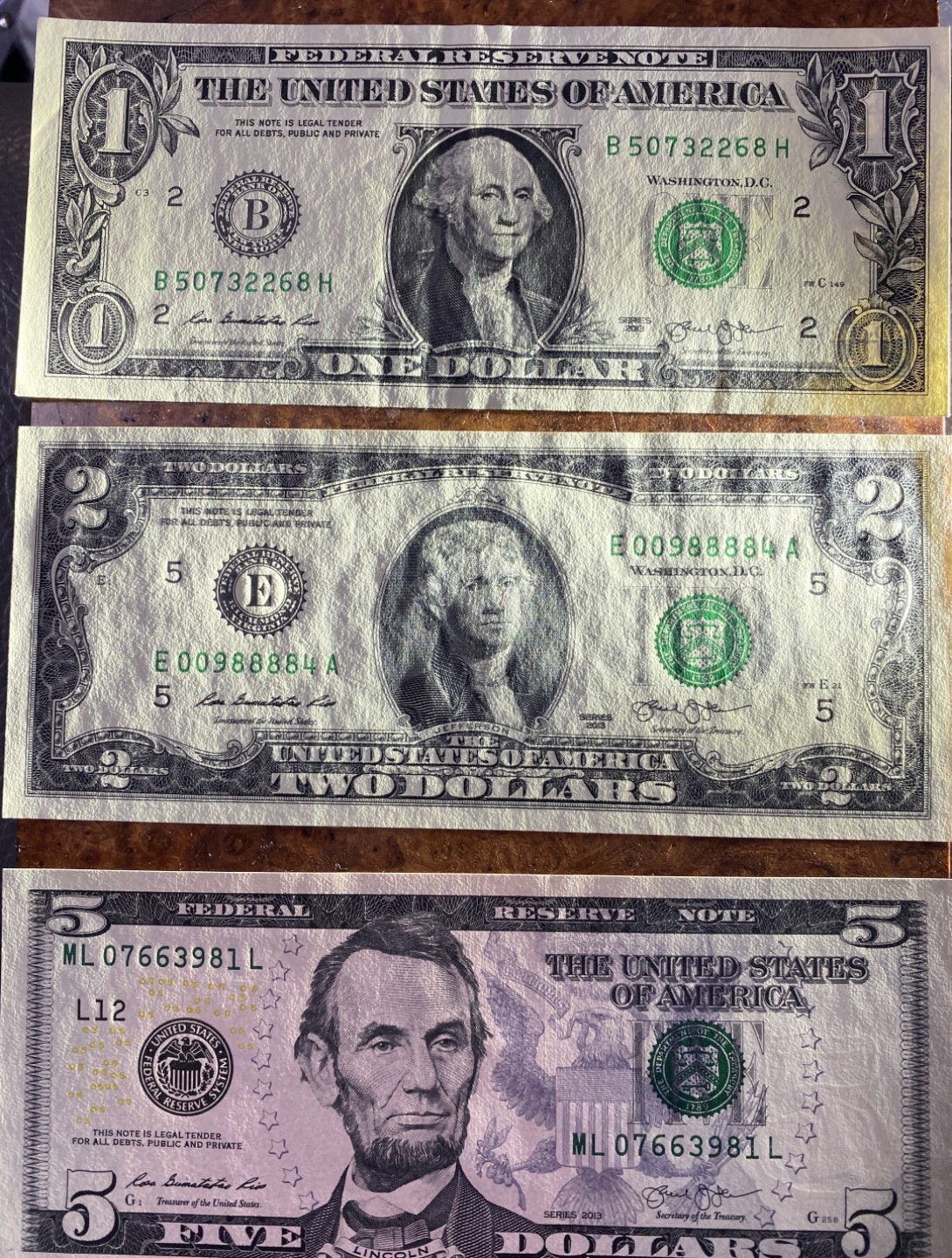 Chase Auction 第12期 - - 中外纸钞、民国炒联拍！ 美国纸币三张，一元为au，其他为unc！品相如图！