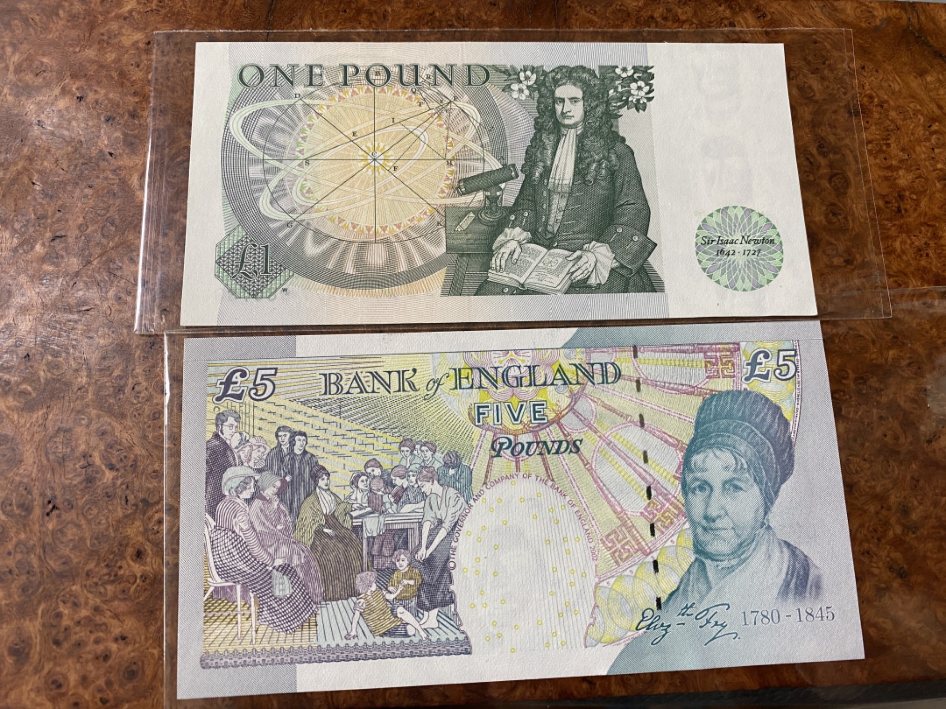 Chase Auction 第12期 - - 中外纸钞、民国炒联拍！ 女王钞两张，unc，品相如图！
