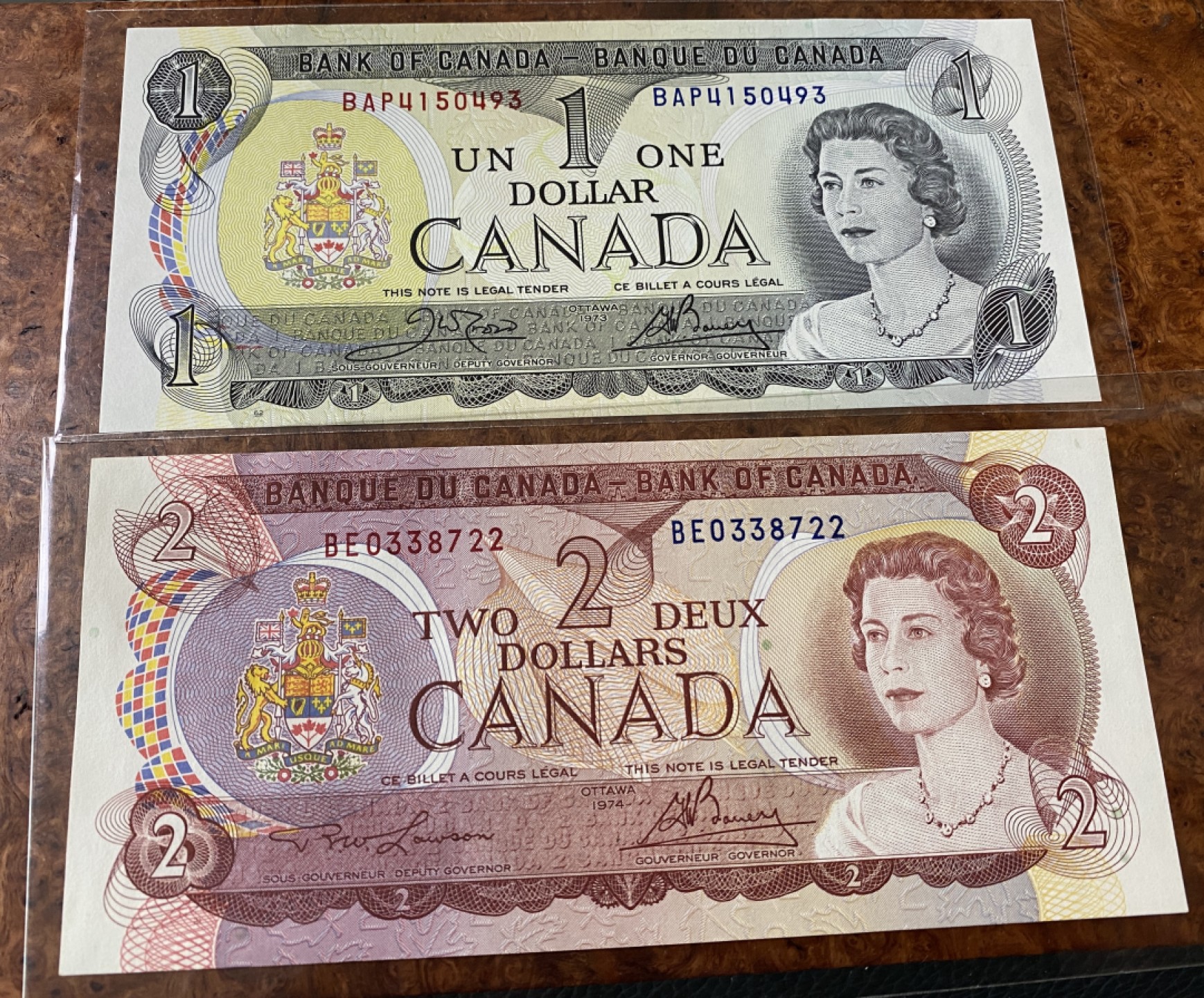 Chase Auction 第12期 - - 中外纸钞、民国炒联拍！ 加拿大纸币两张，1面值为unc，2面值为unc-，品相如图！