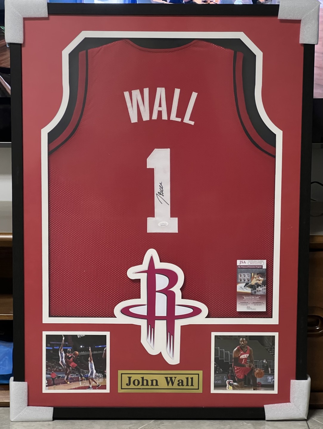 零元拍：约翰沃尔签字球衣带装裱框 NBA火箭队第三方球衣 权威认证机构JSA公司鉴定认证 NBA速度最快的球员 状元郎 奇才曾经的老大，5次全明星，已做精美裱框