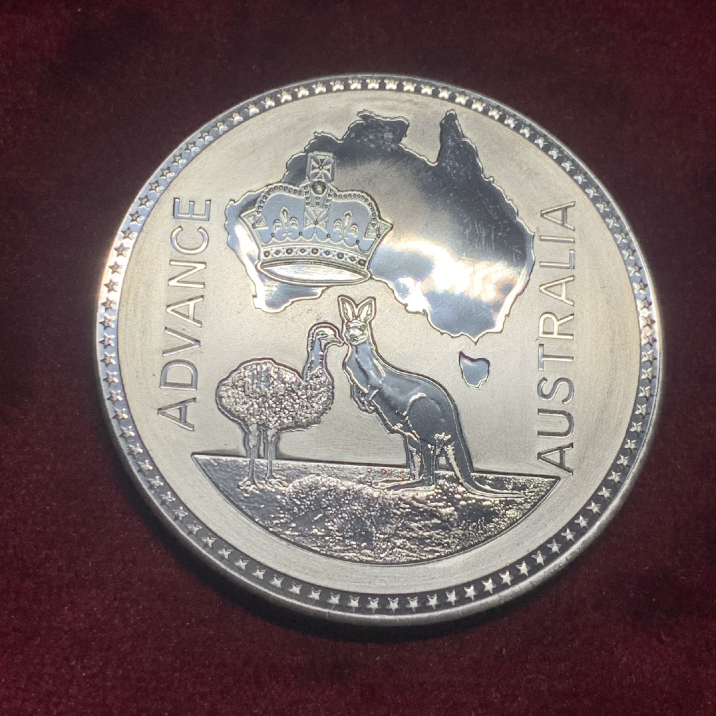 《竞宝斋》第63场-本周日 （全场不限金额包邮） 澳大利亚 “1897年” 披纱维多利亚女皇 后铸克朗 镜面工艺