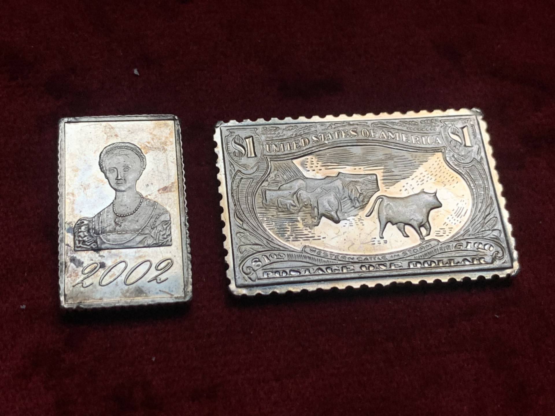 《竞宝斋》第63场-本周日 （全场不限金额包邮） 美国 弗兰克林造币厂 邮票型纯银银章 +2002年人像银章  总重 21.3克