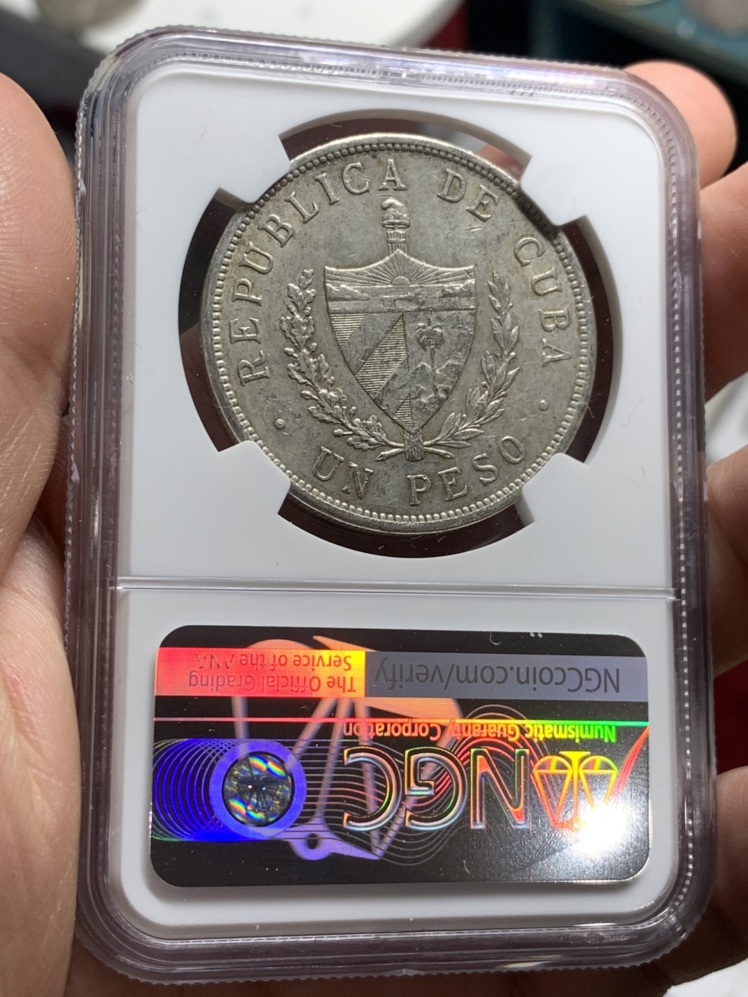 《竞宝斋》第63场-本周日 （全场不限金额包邮） NGC-AU 古巴1934年 1比索大五星 银币 好品原味 这个没给分太可惜了