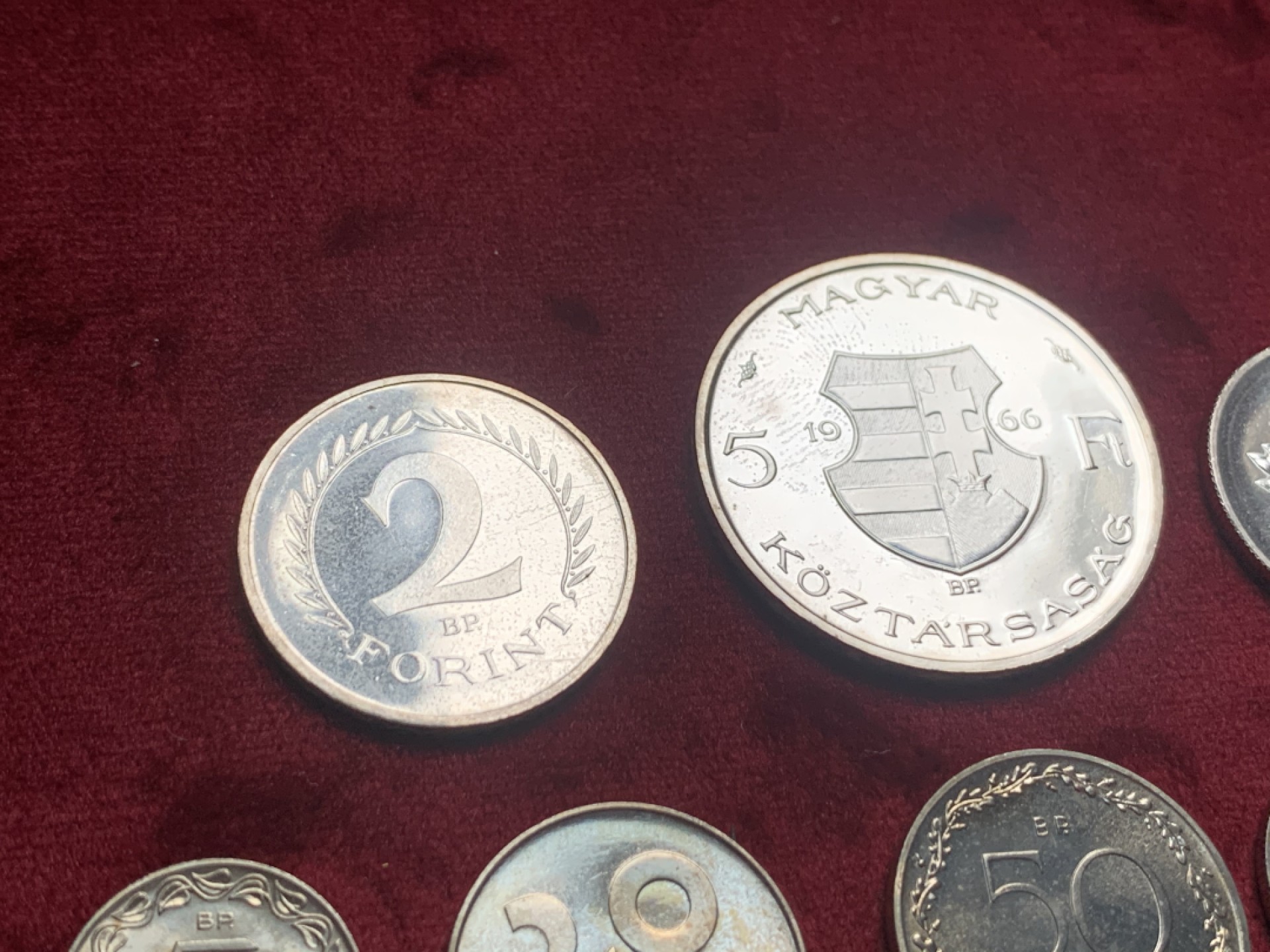 《竞宝斋》第63场-本周日 （全场不限金额包邮） 匈牙利1966年精制套币proof set特殊版别特殊材质