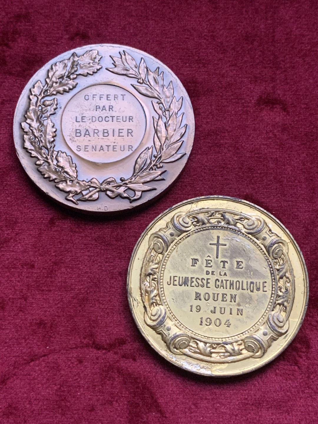 《竞宝斋》第63场-本周日 （全场不限金额包邮） 铜章 2枚 直径分别为 49.6mm，46.7mm，总重108克