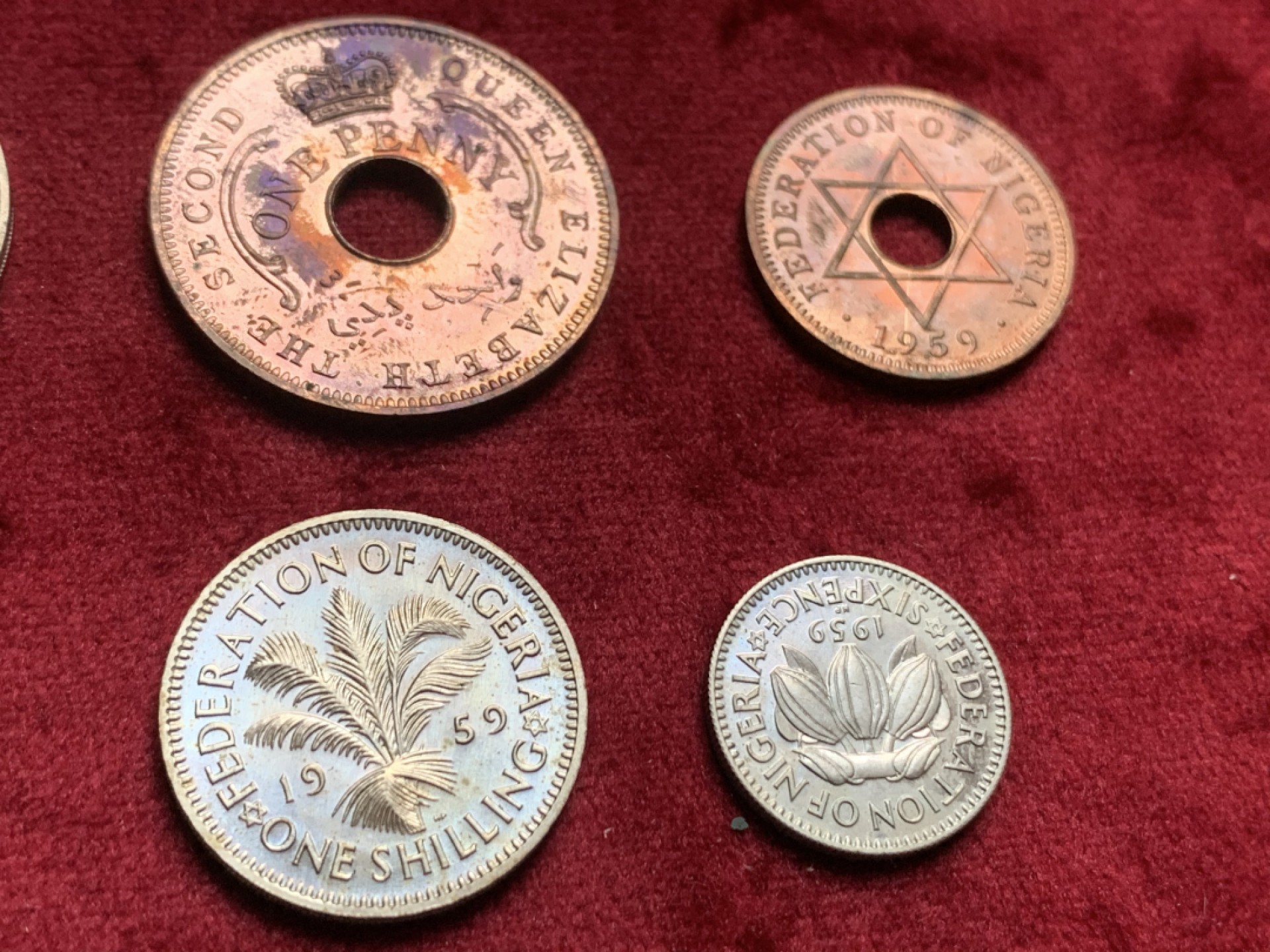 《竞宝斋》第63场-本周日 （全场不限金额包邮） 英属尼日利亚1959年原盒套币伊丽莎白二世在位期间发行