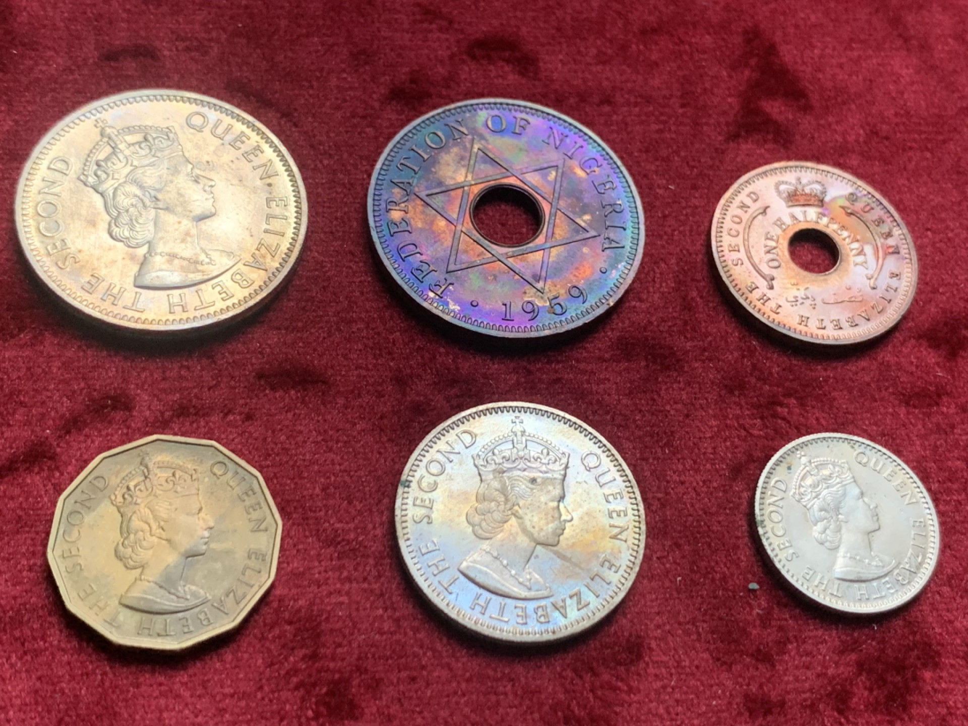 《竞宝斋》第63场-本周日 （全场不限金额包邮） 英属尼日利亚1959年原盒套币伊丽莎白二世在位期间发行