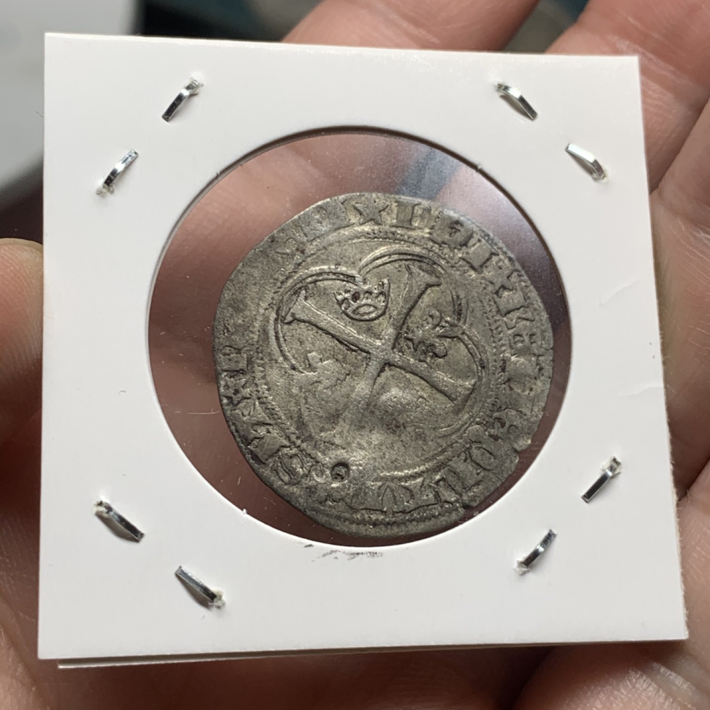 《竞宝斋》第63场-本周日 （全场不限金额包邮） 法国15世纪布朗克打制银币 状态如图