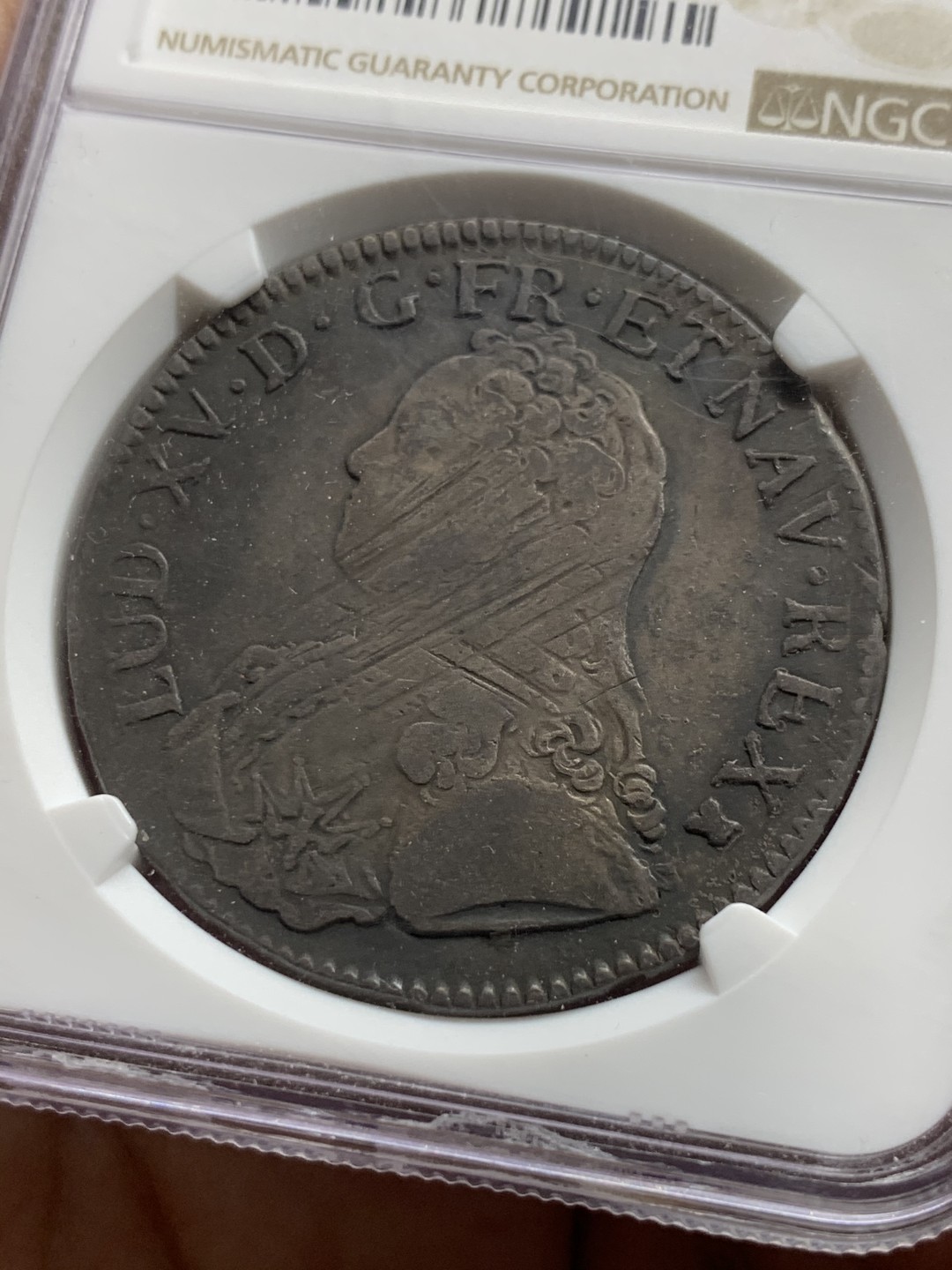 《竞宝斋》第63场-本周日 （全场不限金额包邮） NGC-VFD  法国 1727年 路易十五 小孩头 1埃居 大银币