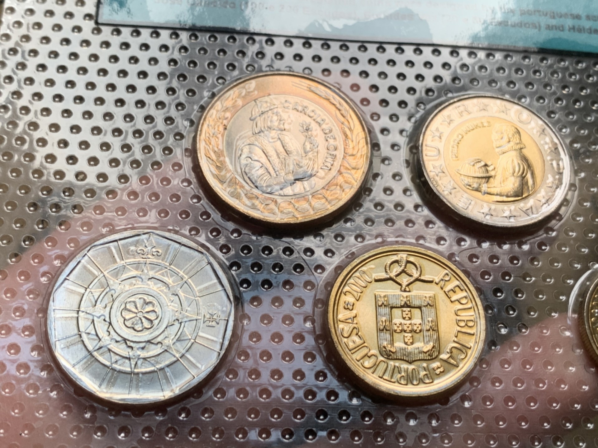 《竞宝斋》第63场-本周日 （全场不限金额包邮） 封装 葡萄牙 2000年 不同面值 七枚套 套币