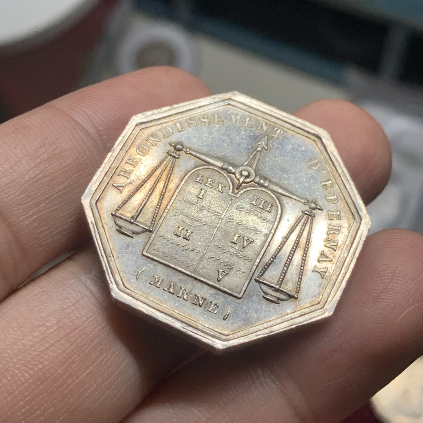 《竞宝斋》第63场-本周日 （全场不限金额包邮） 法国马恩省公证处八角银章  34mm，15.2克，Aregnt边铭