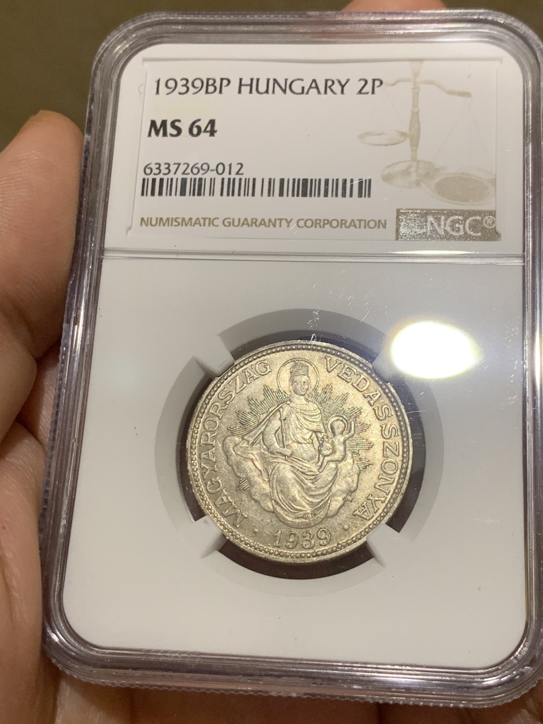 《竞宝斋》第63场-本周日 （全场不限金额包邮） NGC-MS64 匈牙利 1939年 圣母抱婴 2潘果 银币 顶级品像 超过62分的就难了