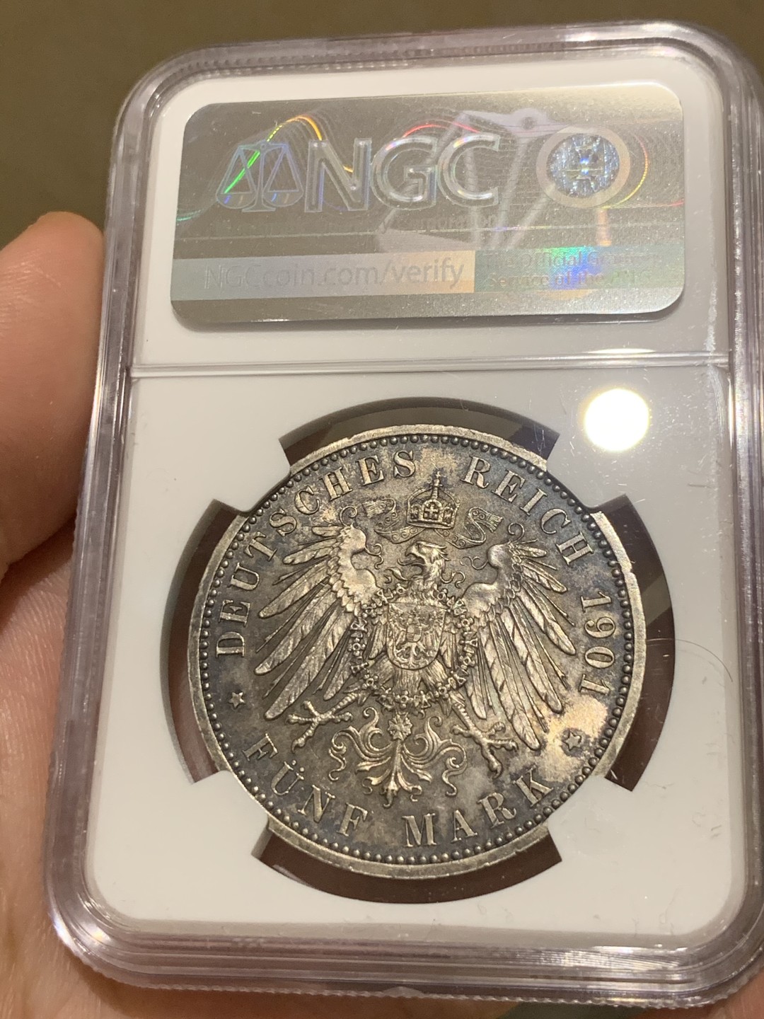 《竞宝斋》第63场-本周日 （全场不限金额包邮） NGC-MS63 德国普鲁士 1901年 200周年纪念 军装5马克 大银币 这样的黑包浆能给分 太难的了