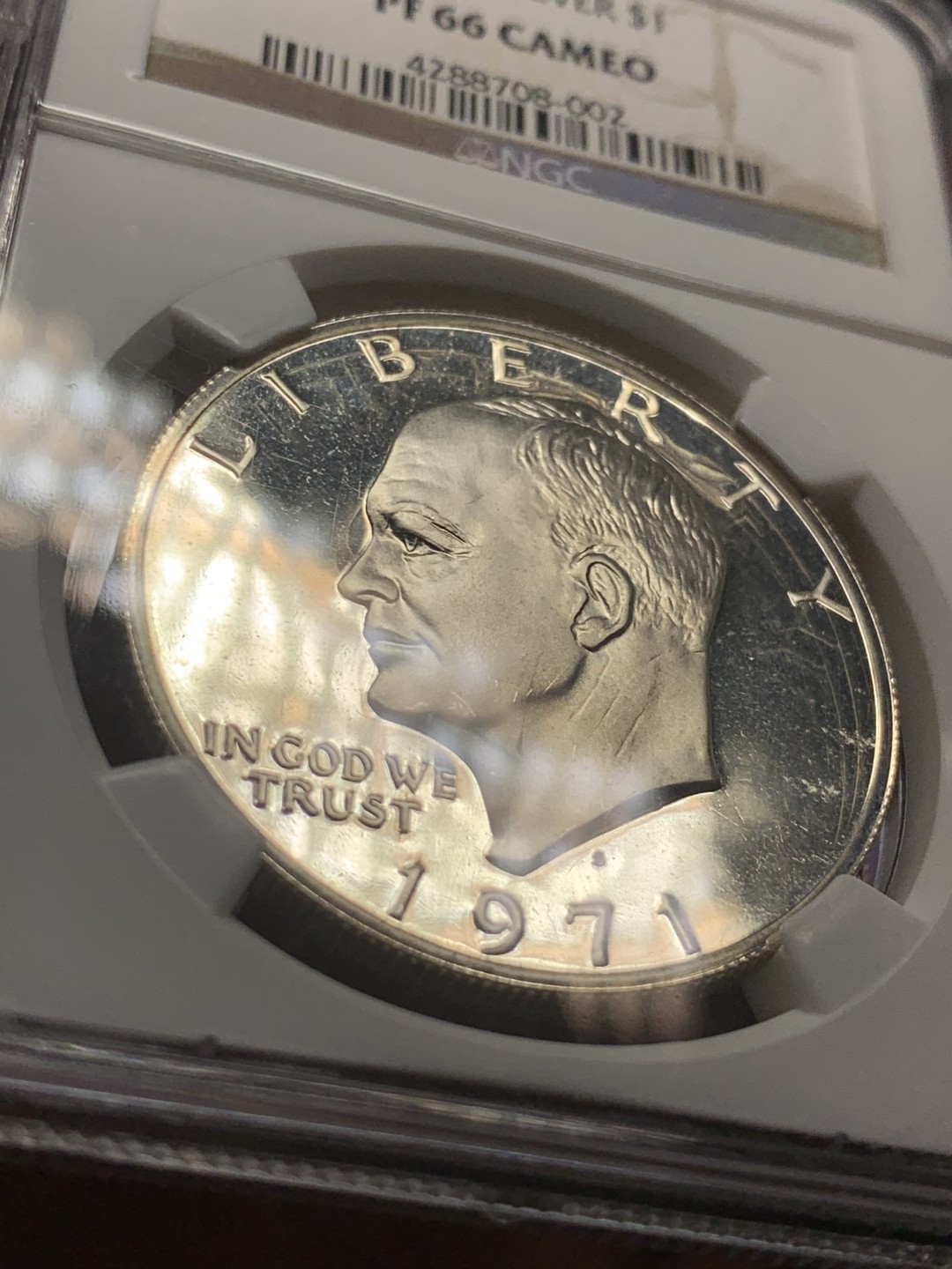 《竞宝斋》第63场-本周日 （全场不限金额包邮） NGC PF66CAMEO 美国1971年艾森豪威尔精制一美元银币