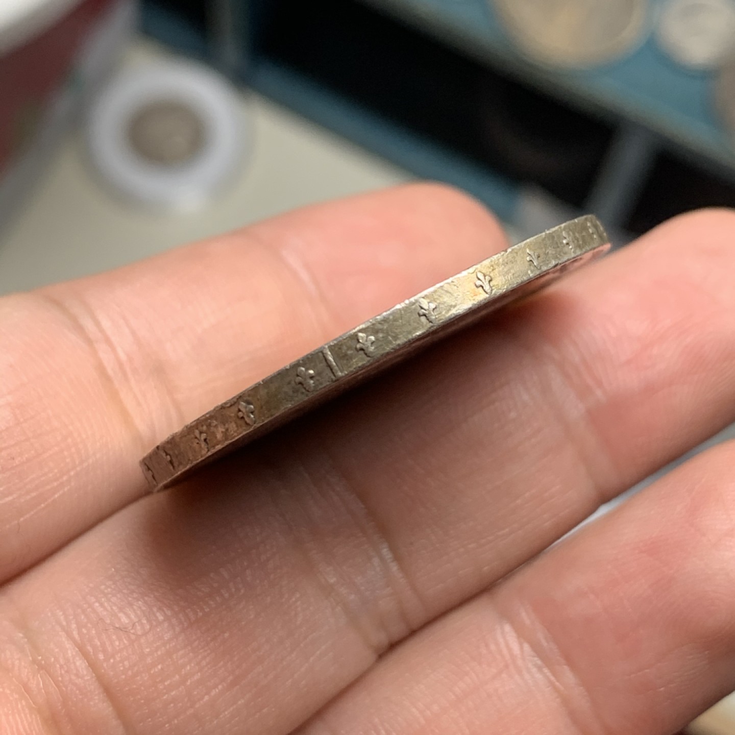 《竞宝斋》第63场-本周日 （全场不限金额包邮） 1897年西班牙孩版阿方索好品5比塞塔银币